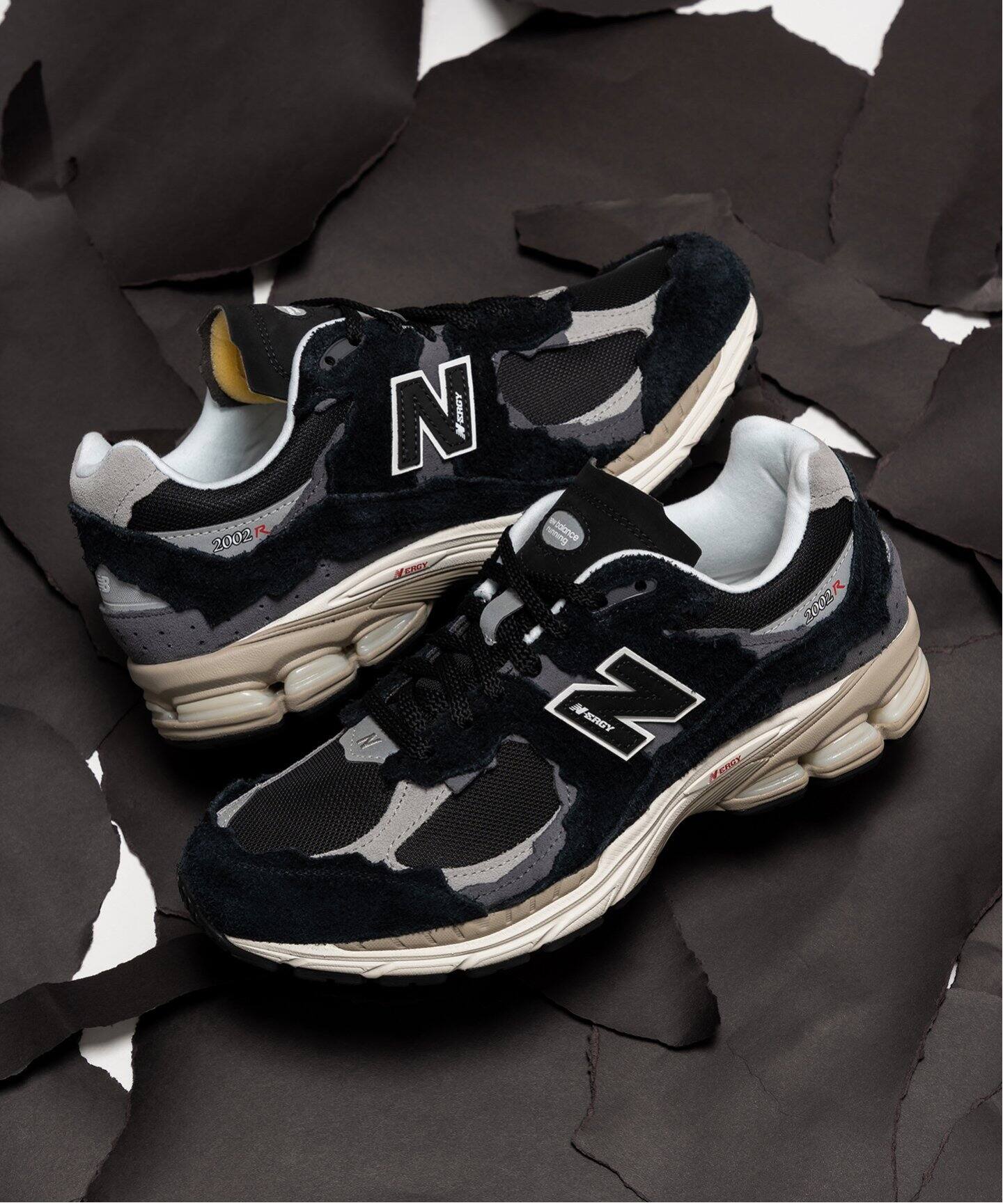 New Balance / ニューバランス】M2002RDJ（スニーカー）｜EDIFICE 