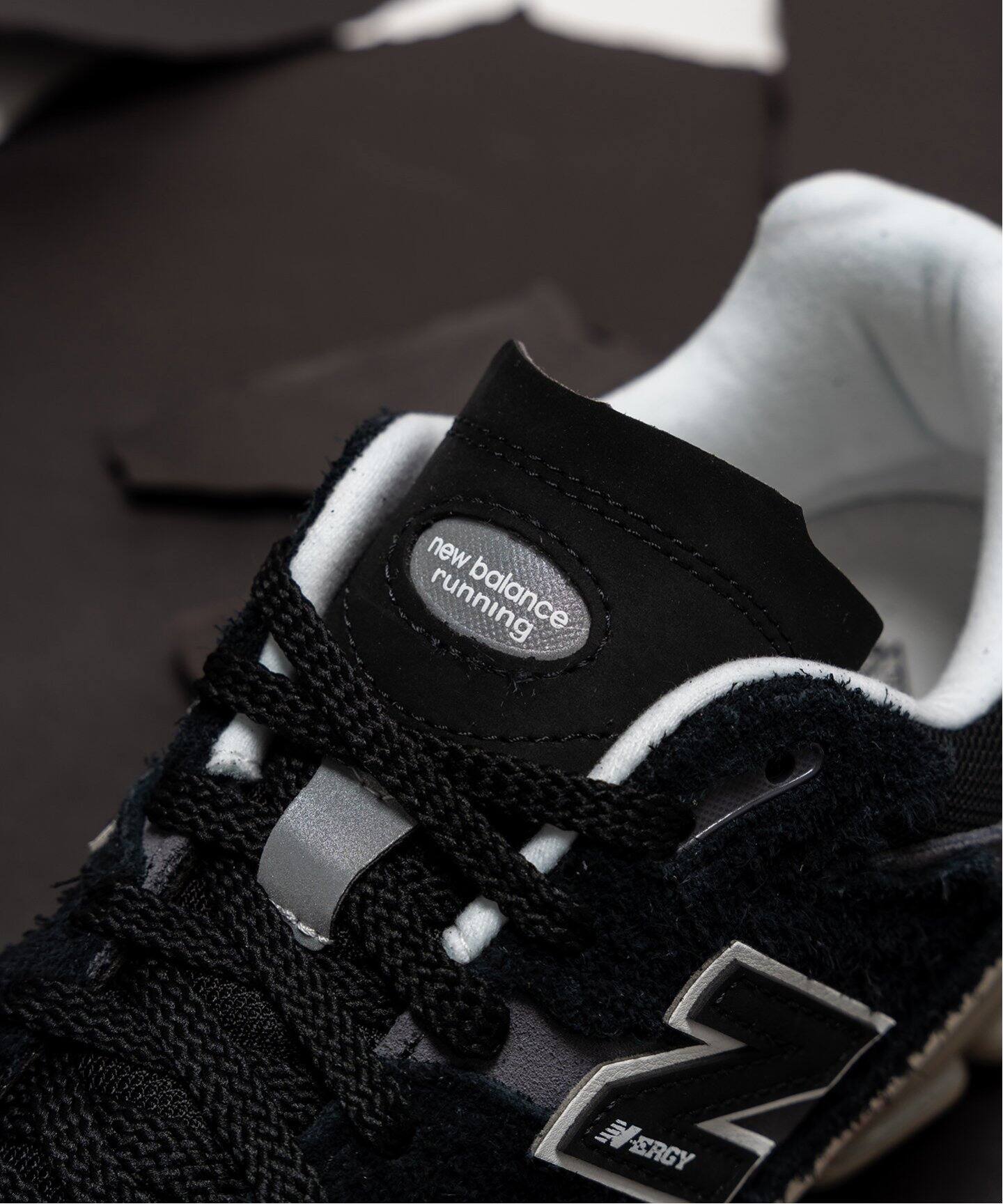 New Balance / ニューバランス】M2002RDJ（スニーカー）｜EDIFICE 