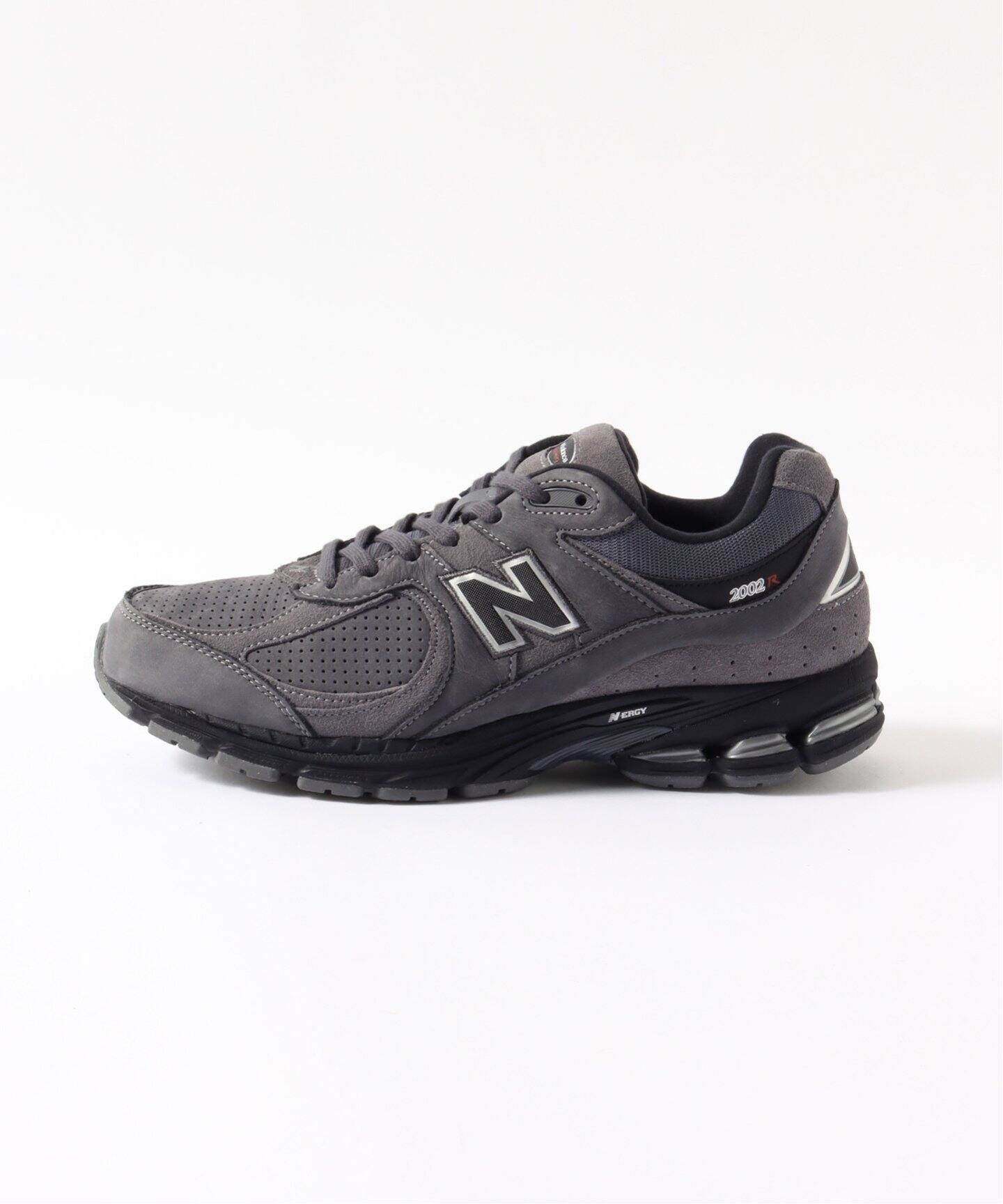 New Balance / ニューバランス】M2002REH（スニーカー）｜EDIFICE 