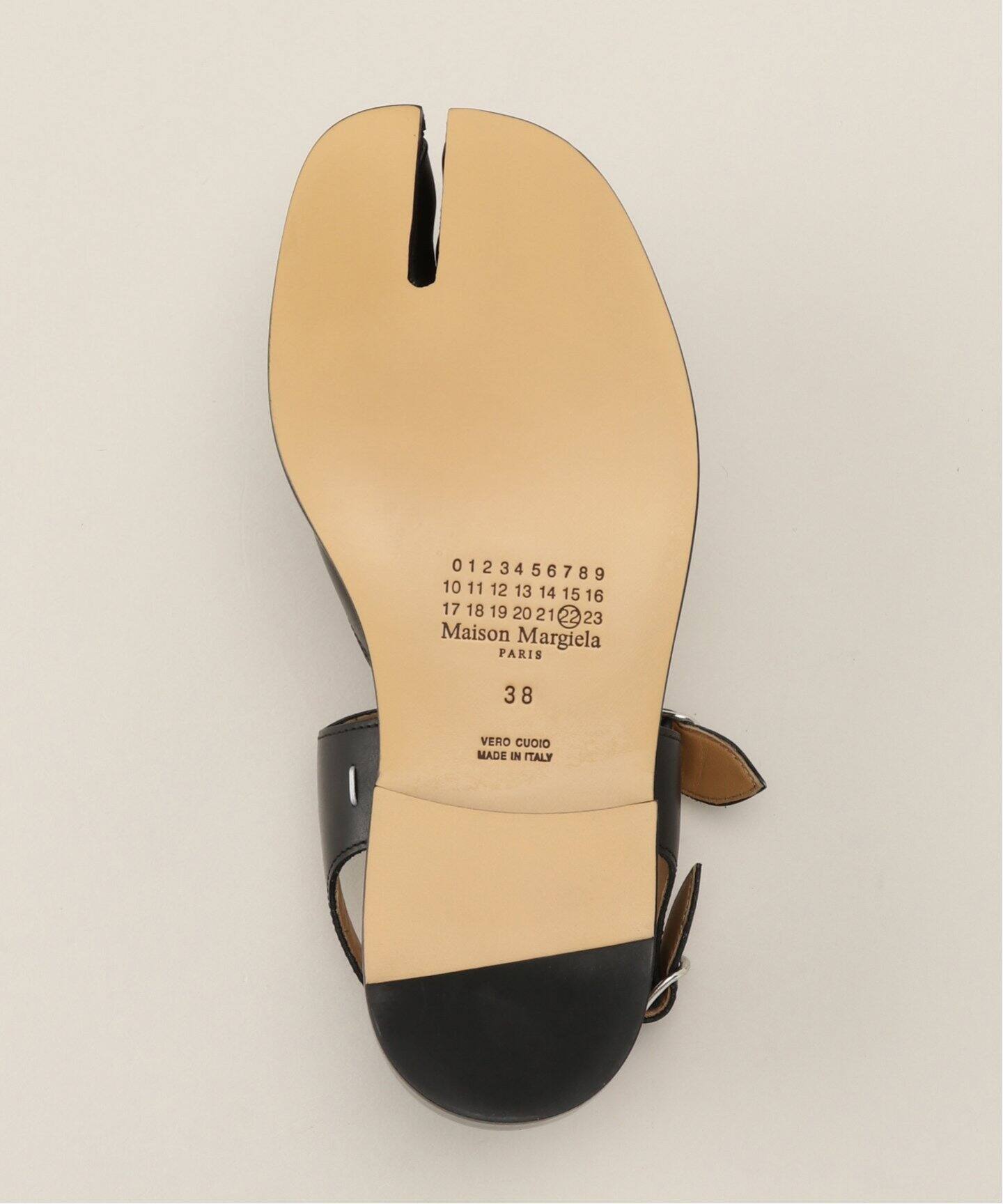 MAISON MARGIELA / メゾン マルジェラ】 TABI SANDALS：サンダル  