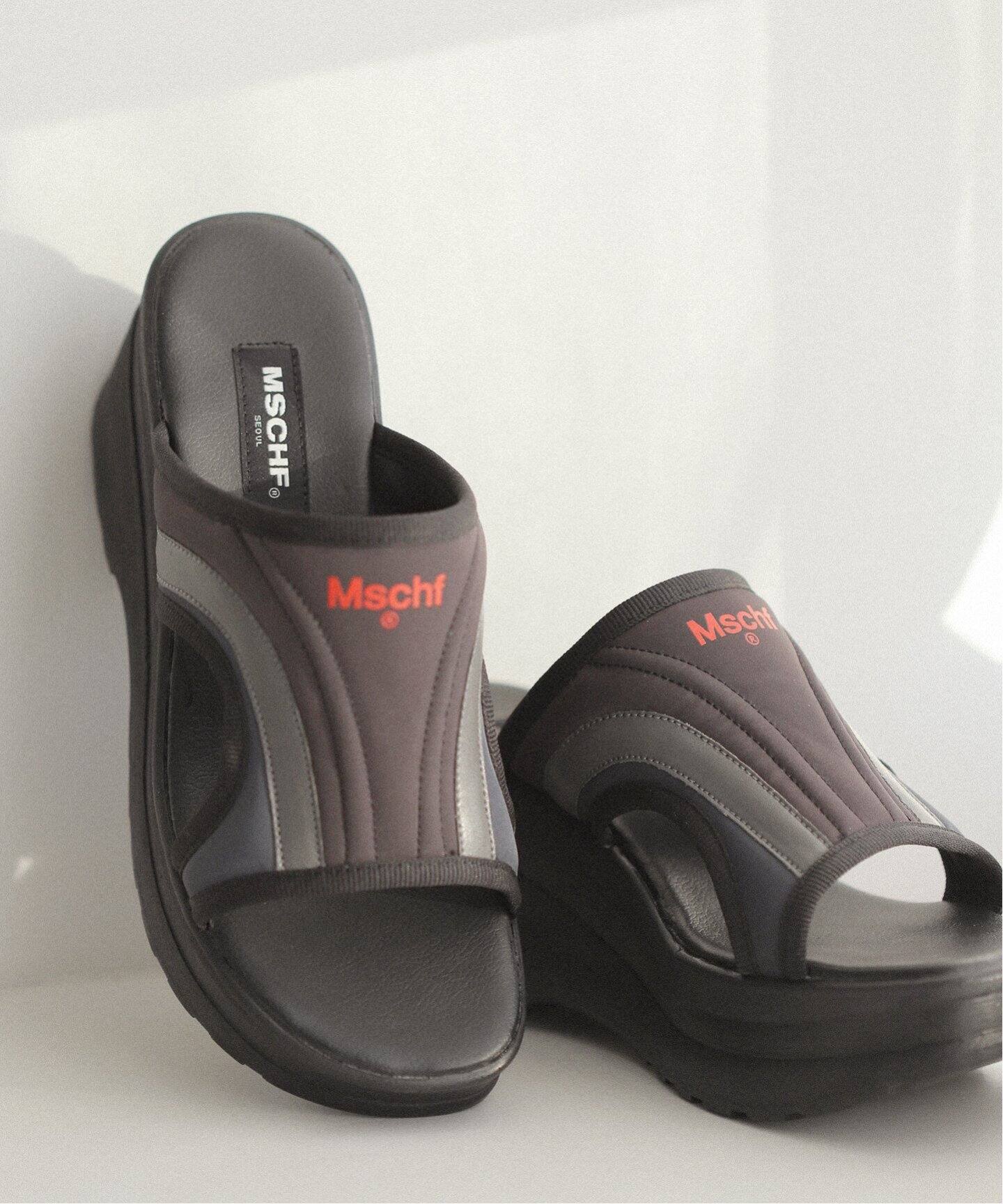 MSCHF/ミスチーフ】 EMBOSSED MULTI-PANEL SLIDES:サンダル（サンダル  