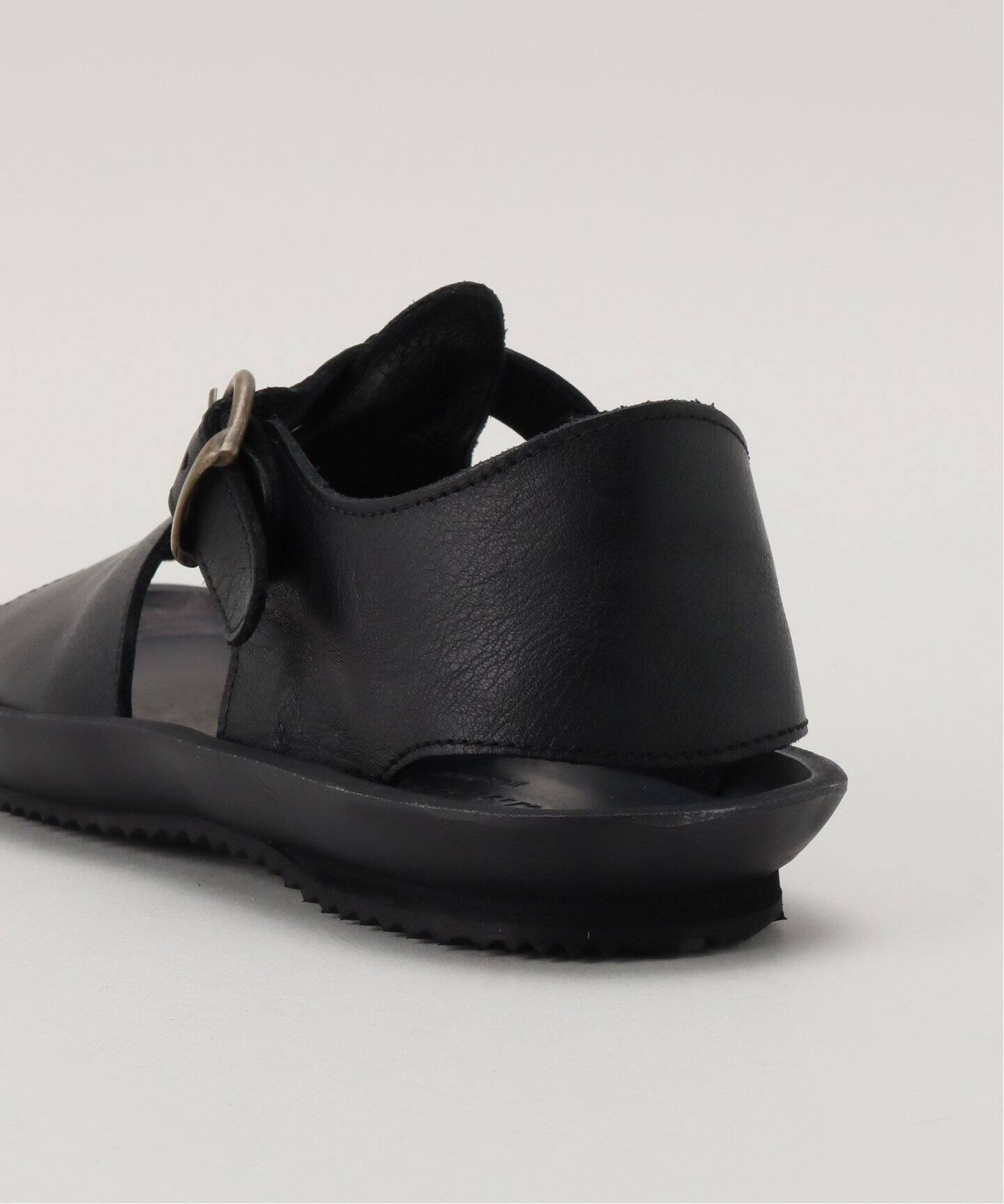 PUNTO PIGRO /プントピグロ】 T-STRAP SANDALS（サンダル）｜journal 