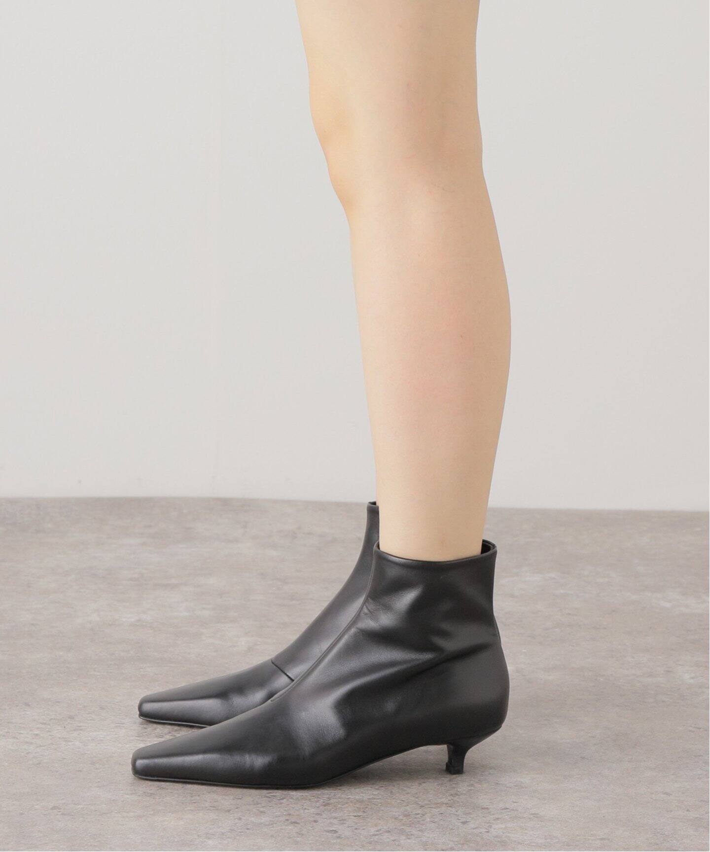 TOTEME/トーテム】 The Slim Ankle ブーツ（ブーティ・ショートブーツ 