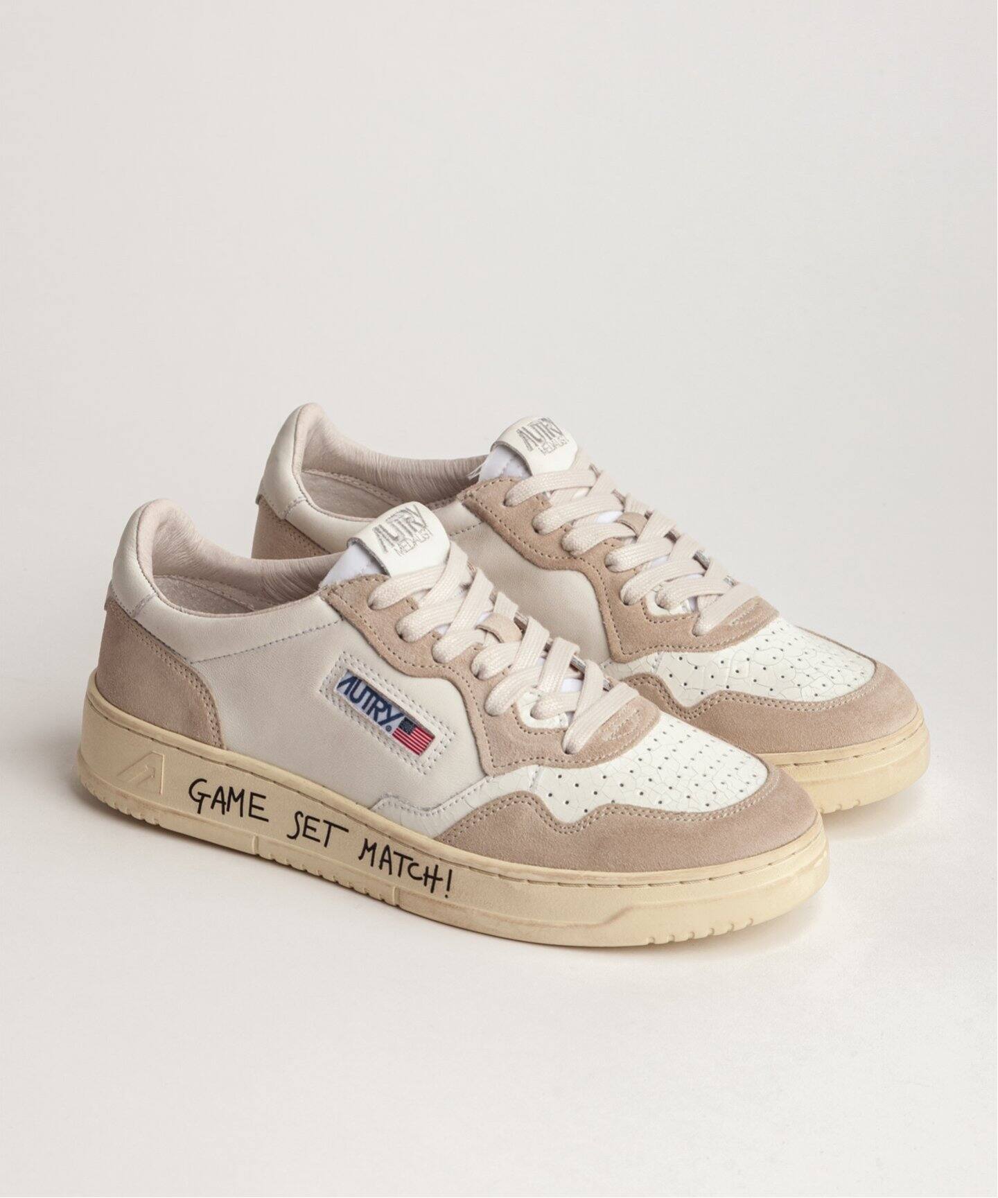 AUTRY/オートリー】MEDALIST LOW スニーカー（NATURAL）（スニーカー 