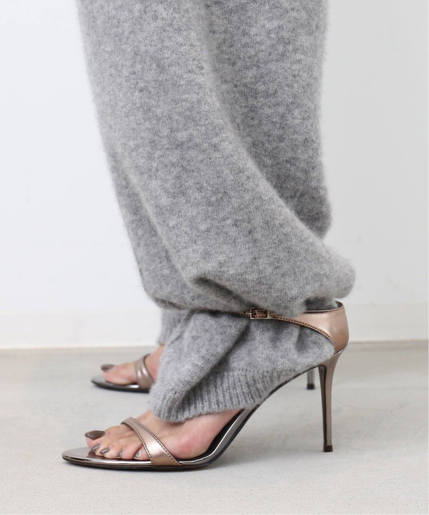 GIUSEPPE ZANOTTI/ジュゼッペ ザノッティ】 HEEL SANDAL（サンダル  