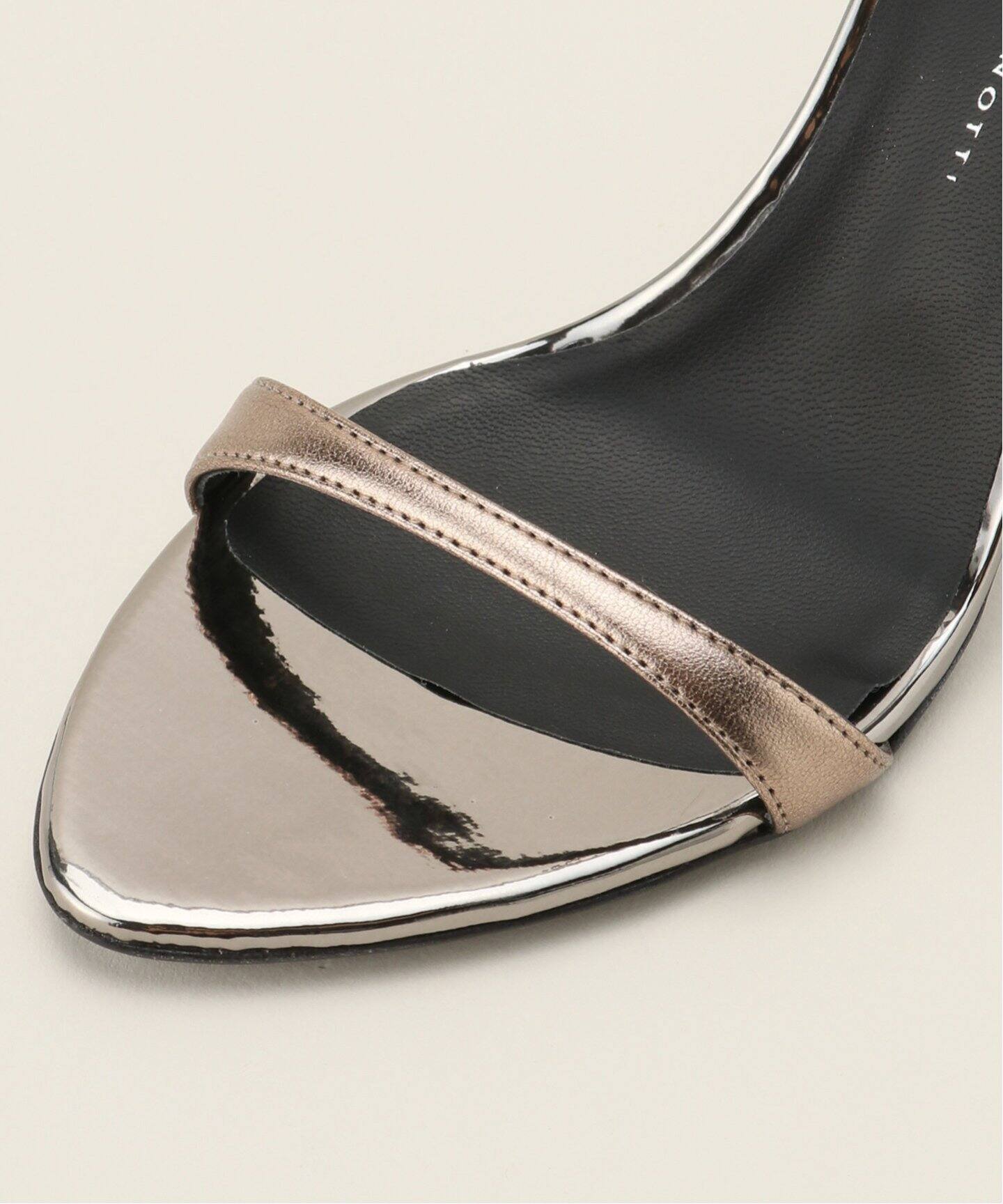 GIUSEPPE ZANOTTI/ジュゼッペ ザノッティ】 HEEL SANDAL（サンダル 