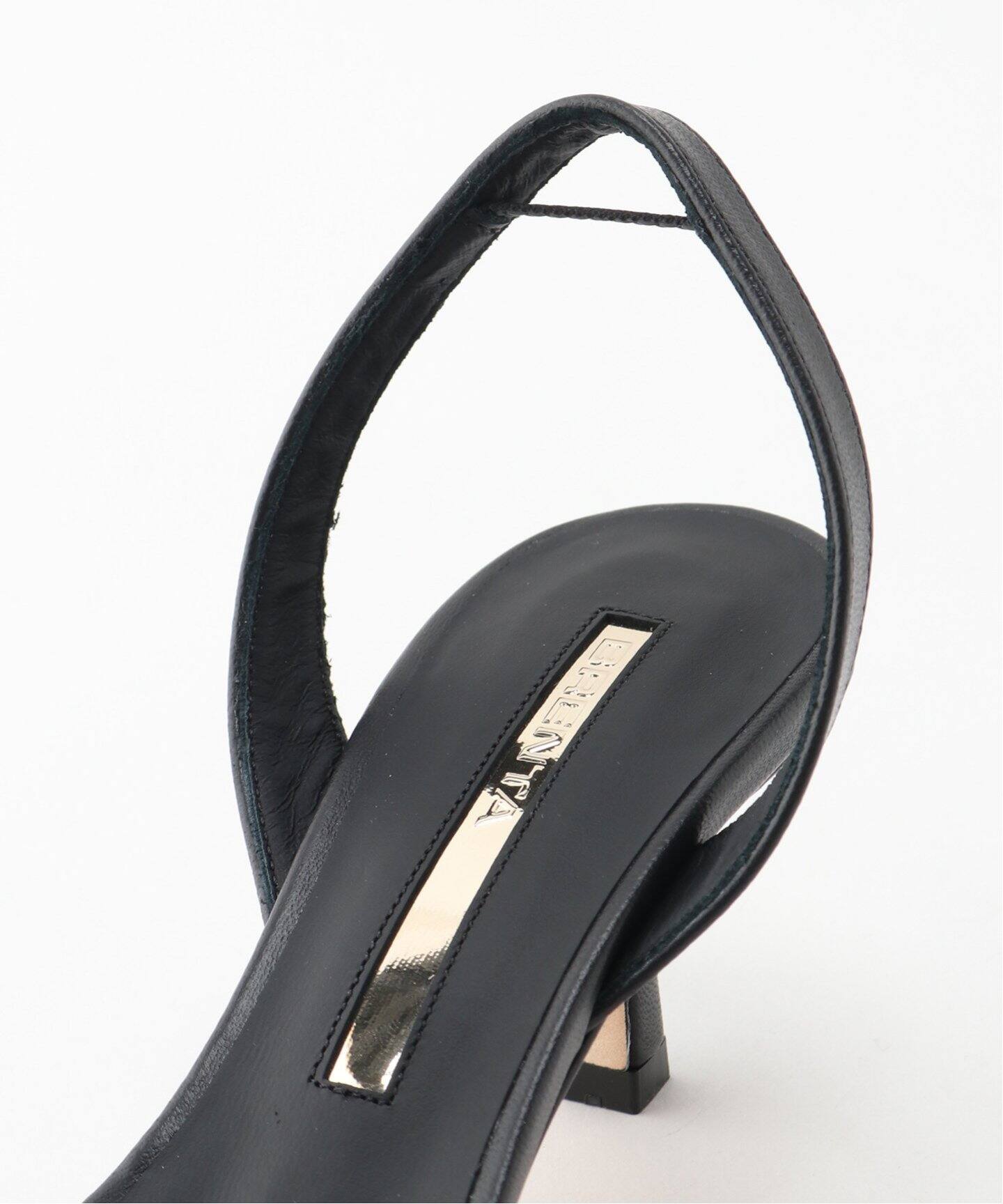 BRENTA/ブレンタ】Back Strap Heel Sandal（サンダル）｜L