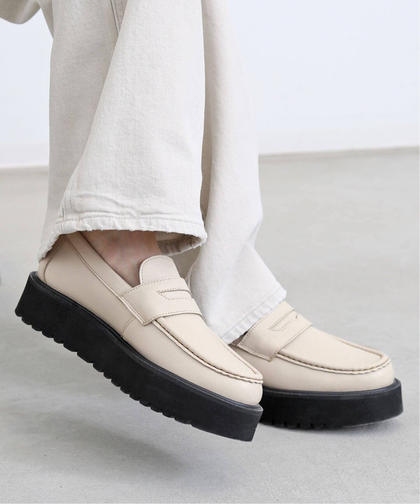 CAMINANDO/カミナンド】PLATFORM LOAFERS（ローファー）｜L  