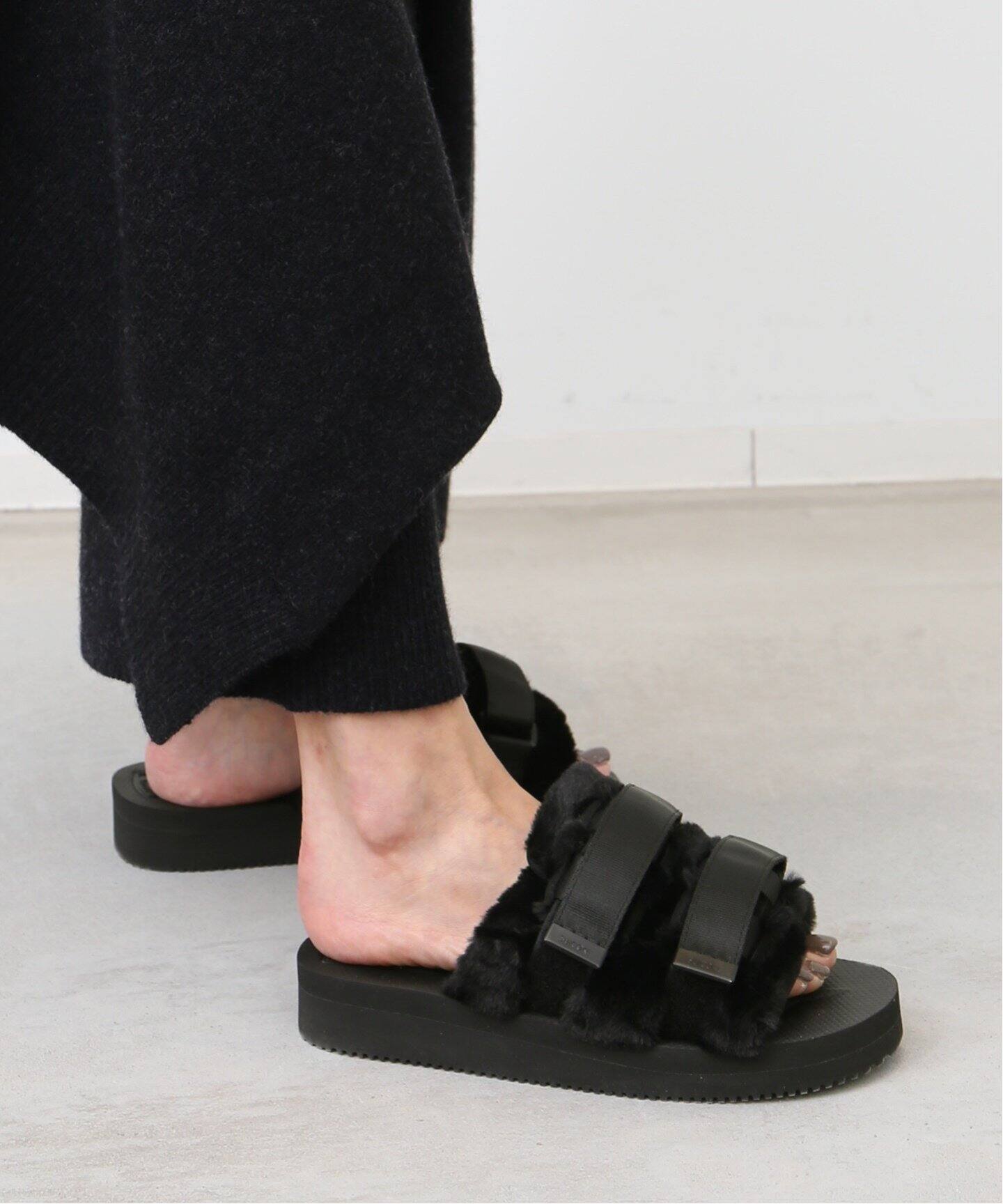 SUICOKE/スイコック】 FUR SANDAL（サンダル）｜L 