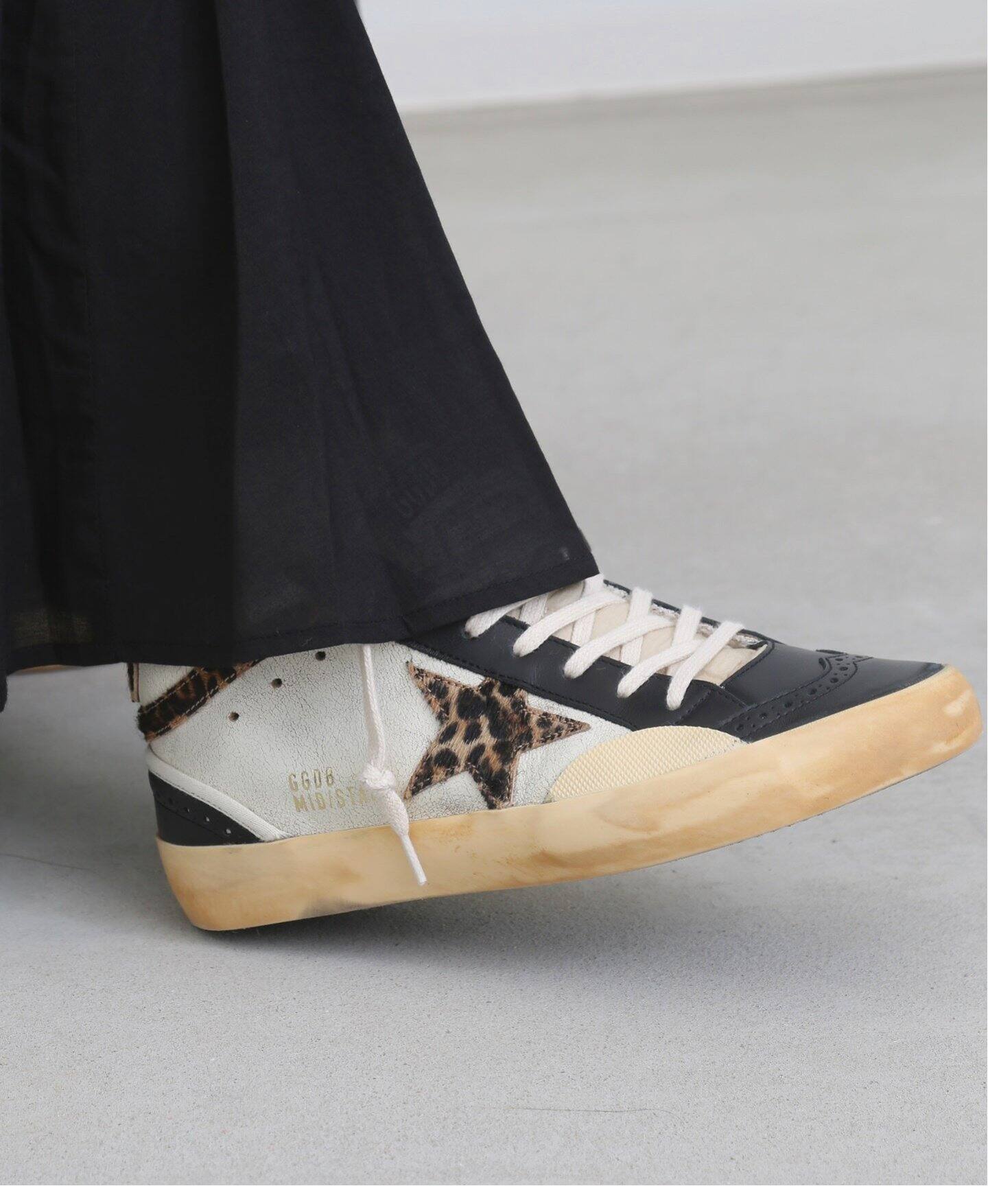GOLDEN GOOSE / ゴールデングース】MID STAR VINTAGE LEATHER SN 