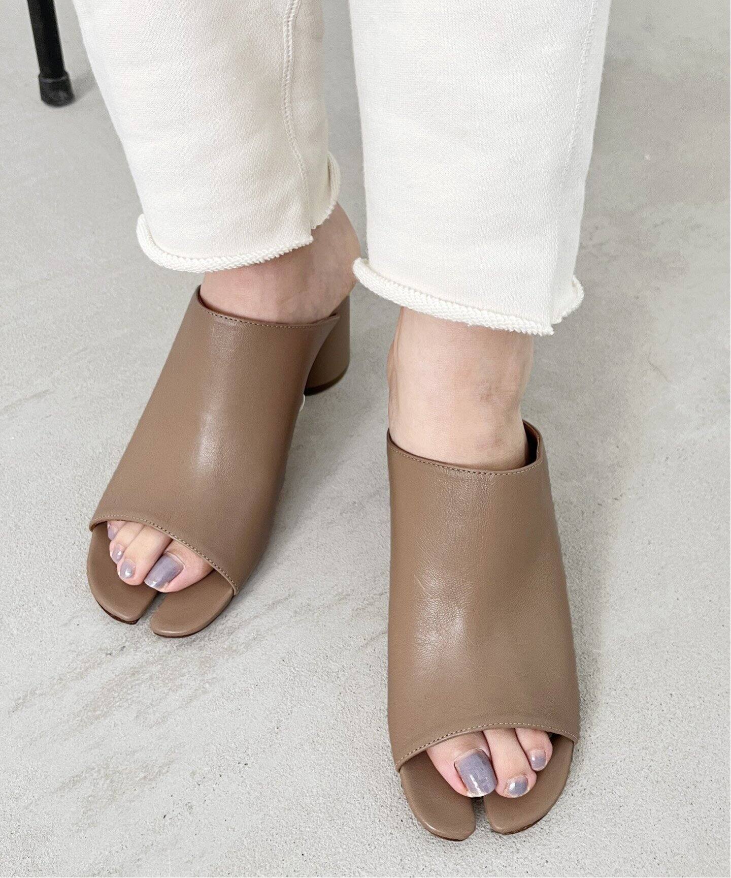 Maison Margiela/メゾン マルジェラ】SOFT TOUCH LEATHER SAND  