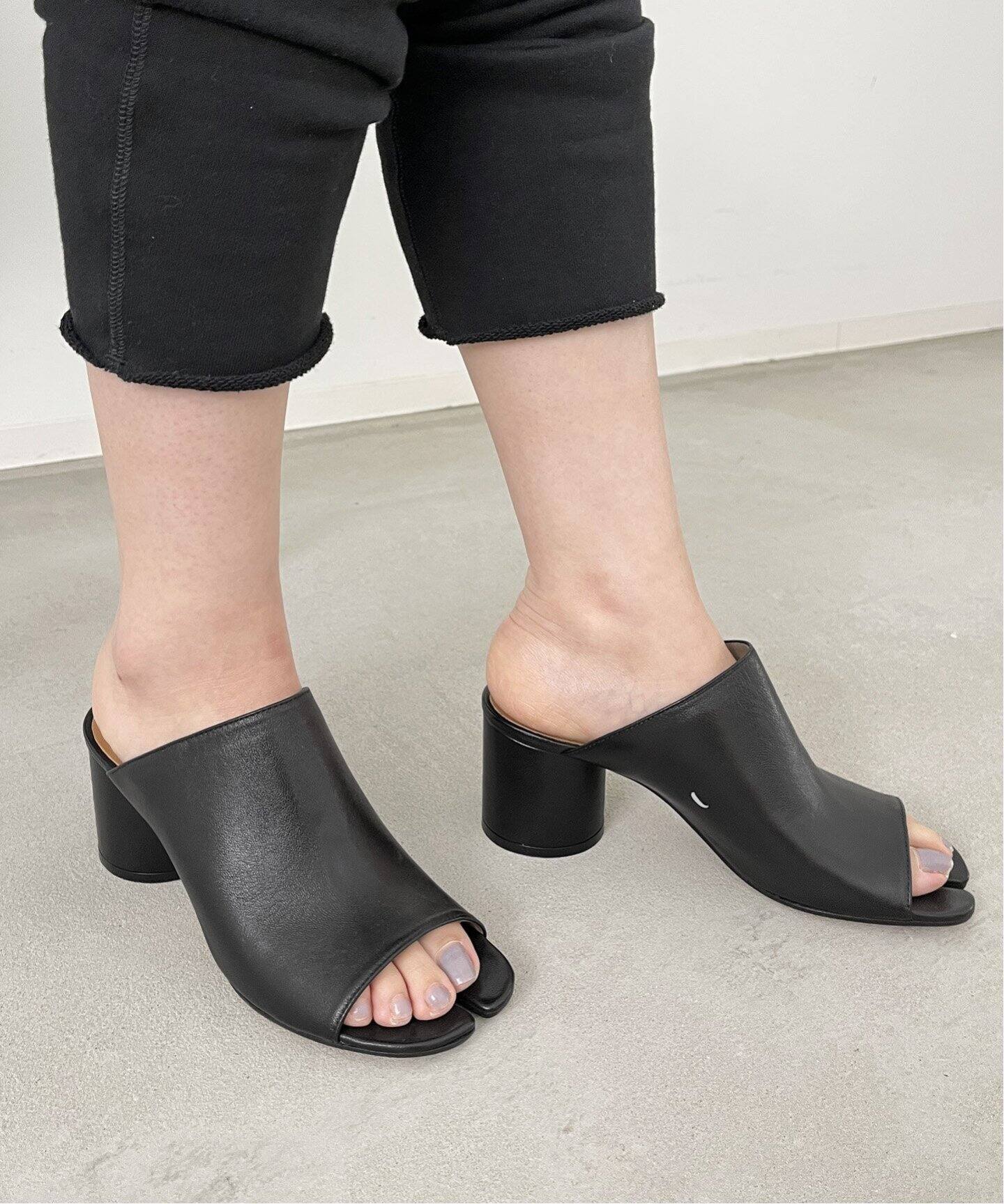 Maison Margiela/メゾン マルジェラ】SOFT TOUCH LEATHER SAND  