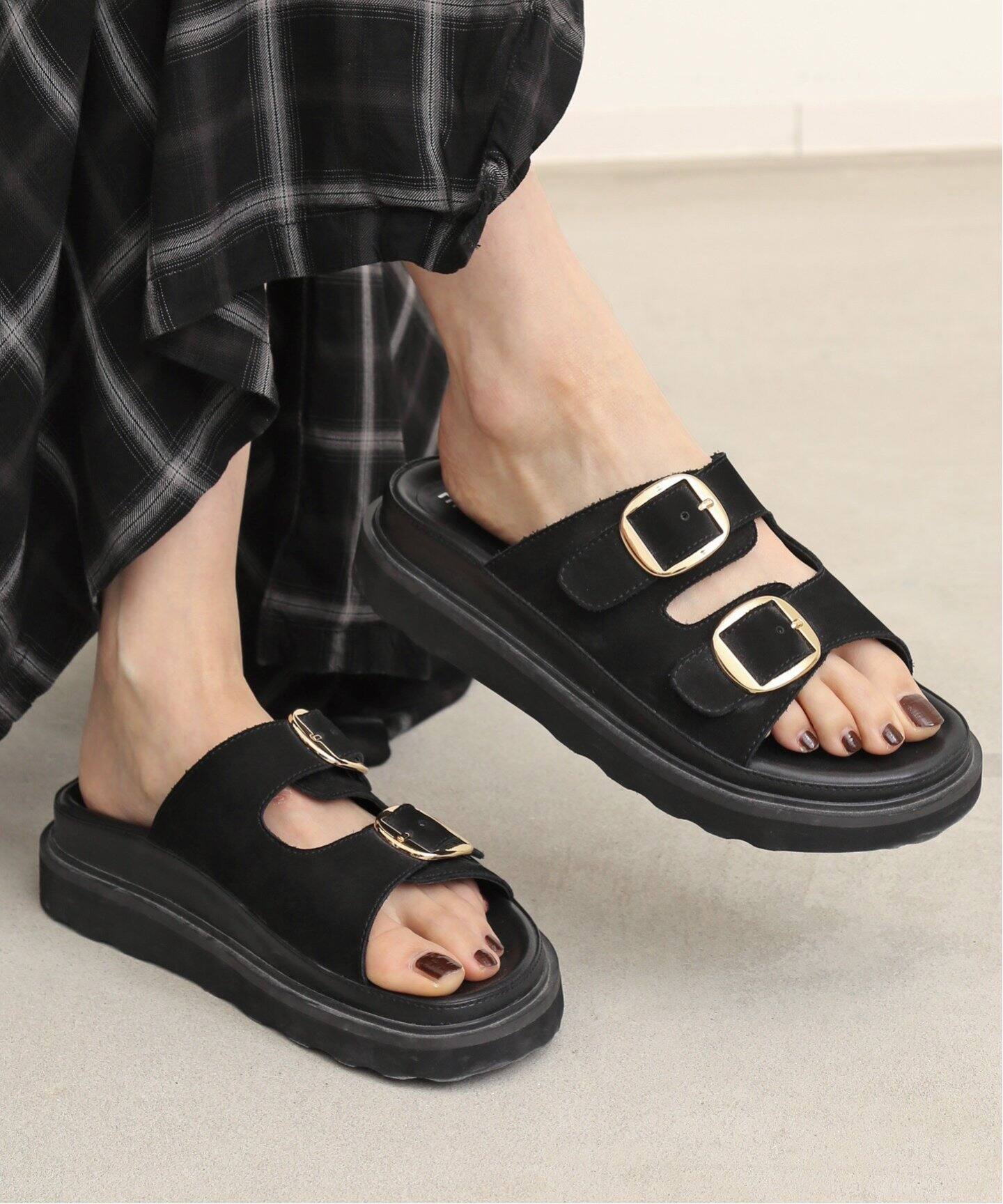 MOHI/モヒ】GOLD BUCKLE SANDAL（サンダル）｜L