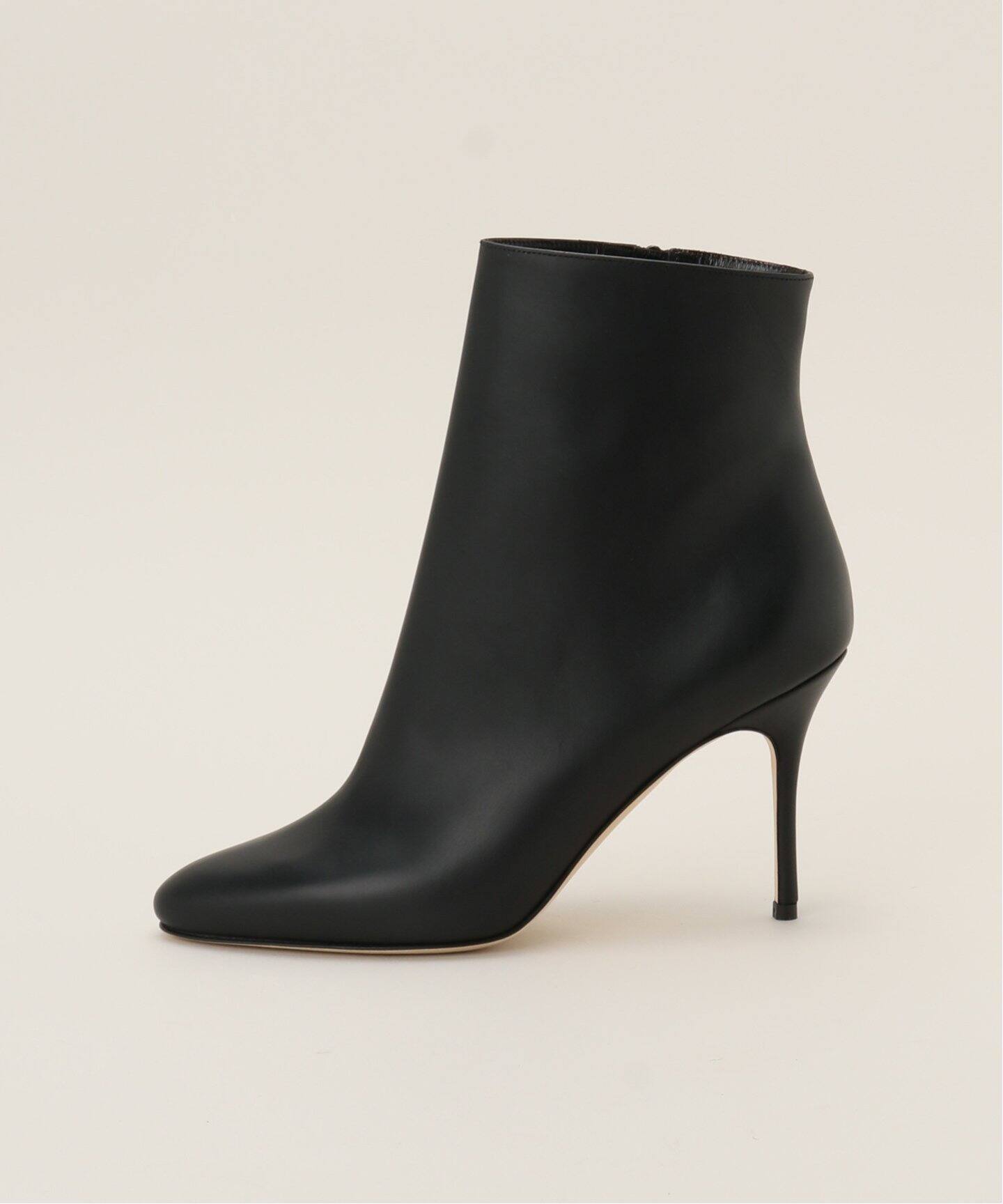 MANOLO BLAHNIK/マノロ ブラニク】 INSOPO 9cm HEEL BOOTS（ブーティ  