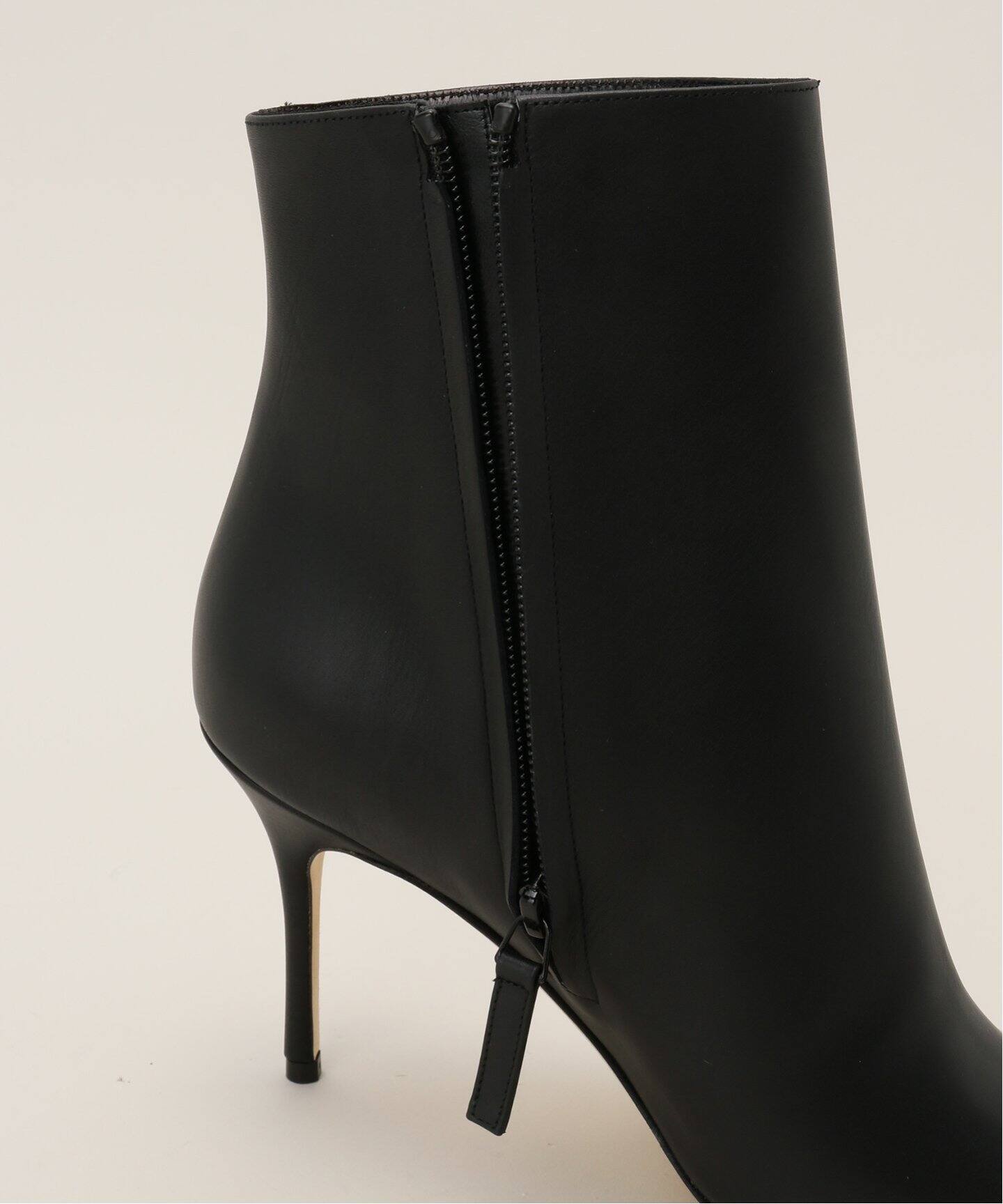 MANOLO BLAHNIK/マノロ ブラニク】 INSOPO 9cm HEEL BOOTS（ブーティ 