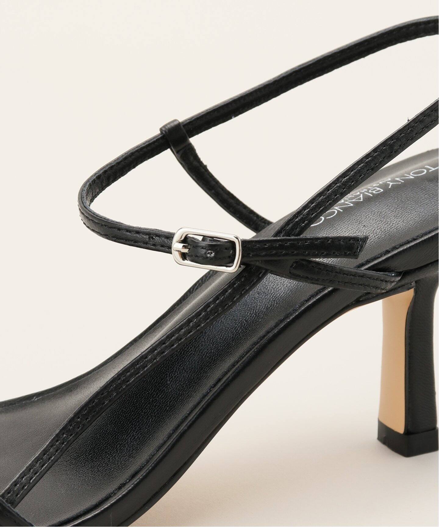 TONY BIANCO/トニービアンコ】 ストラップサンダル（サンダル）｜AP  