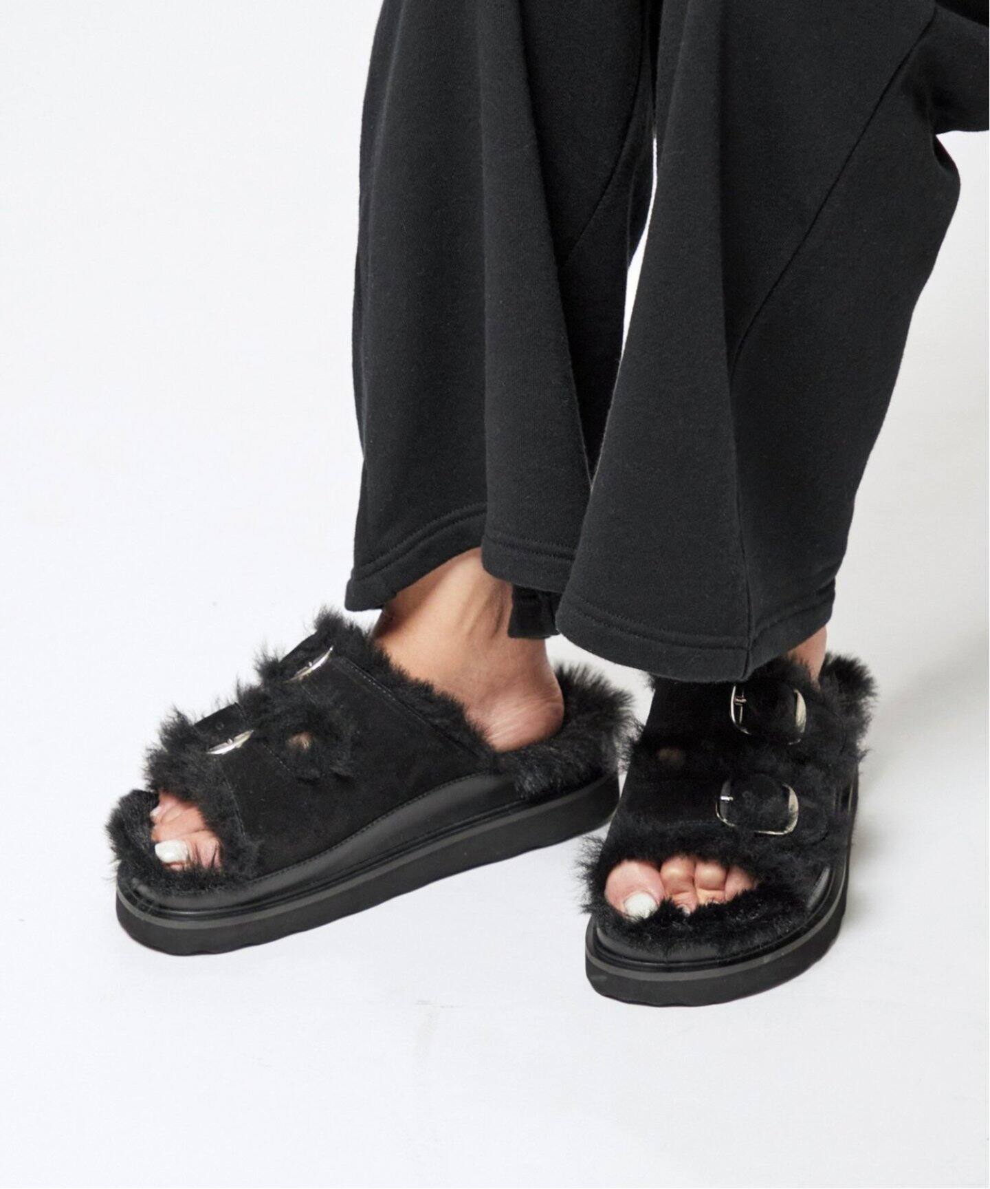 MOHI / モヒ】2buckle far sandal 