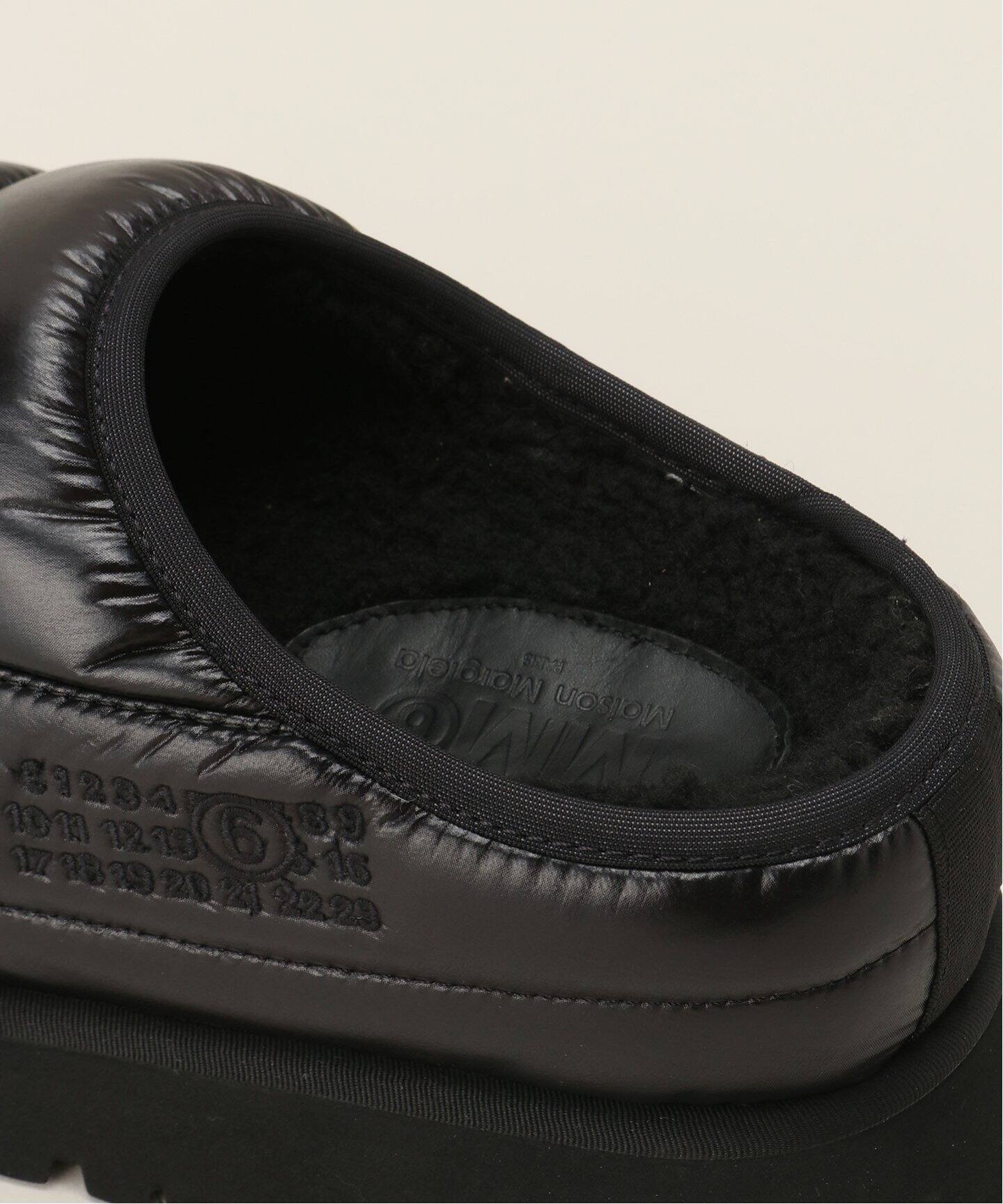 MM6 Maison Margiela/エムエム6 メゾン マルジェラ】SLIPPER