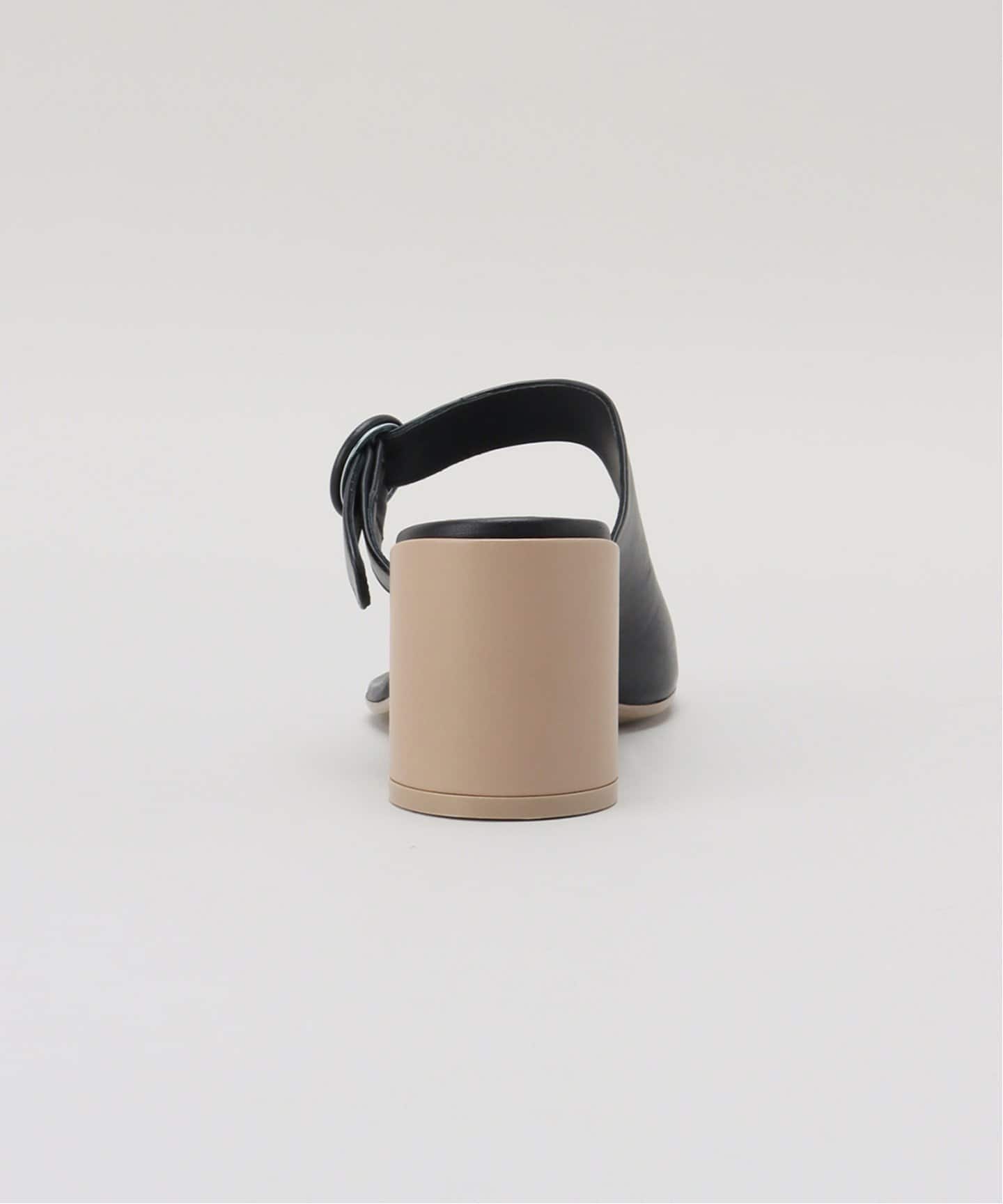 MM6 Maison Margiela（ｴﾑｴﾑｼｯｸｽ ﾒｿﾞﾝ ﾏﾙｼﾞｪﾗ）の「SANDAL