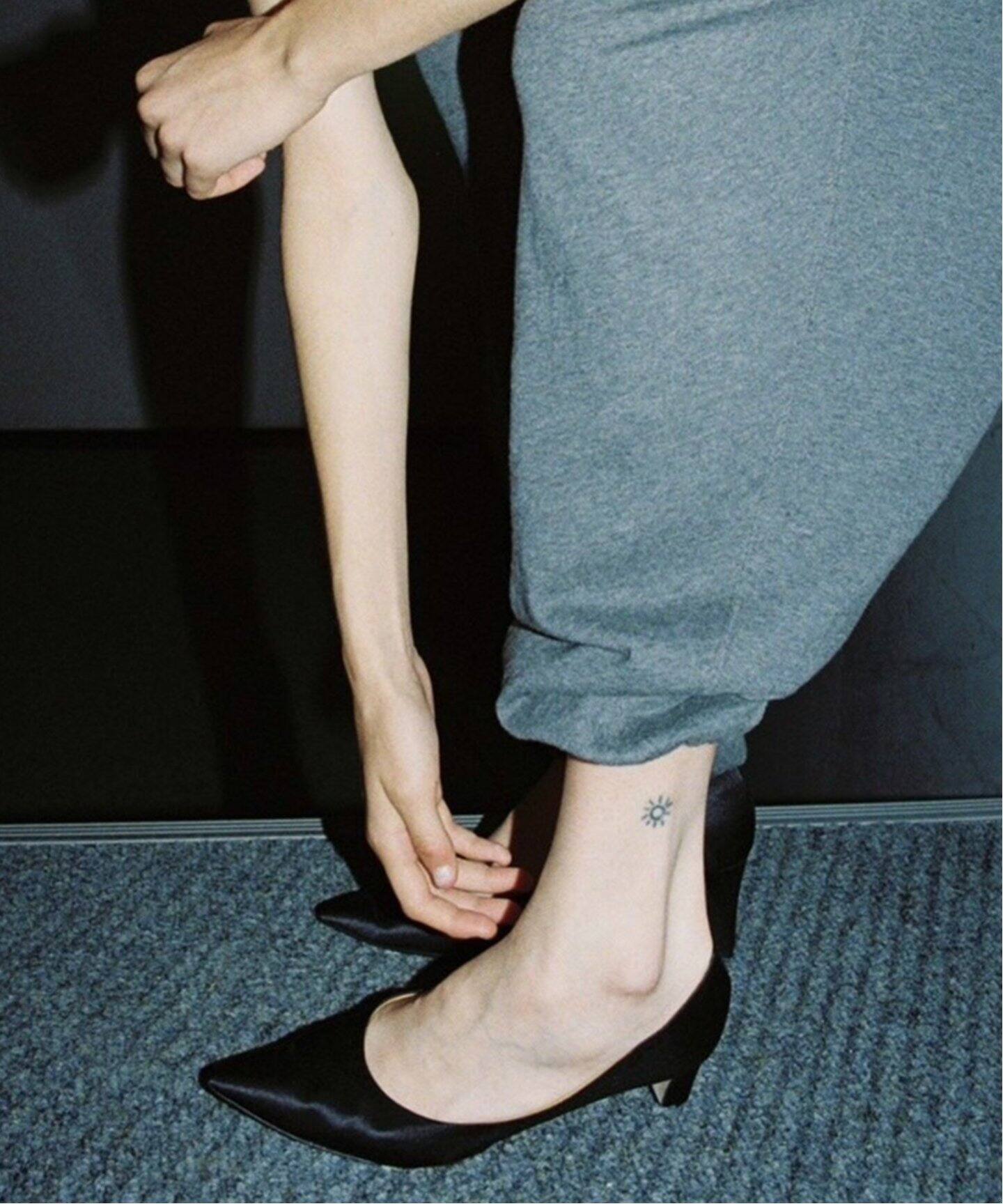 KATIM(カチム)】black satin pumps（パンプス）｜EDIT.FOR LULU 