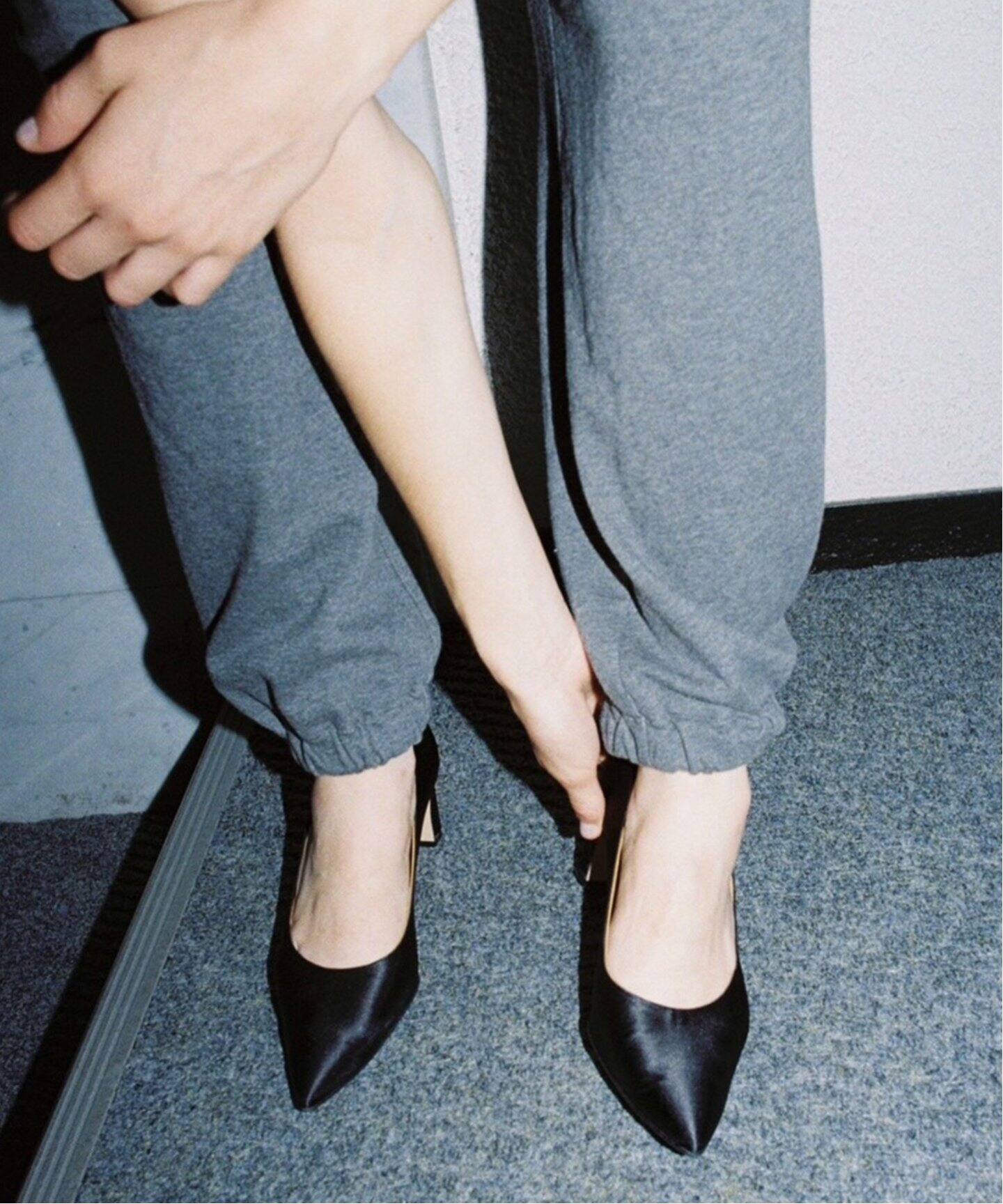 KATIM(カチム)】black satin pumps（パンプス）｜EDIT.FOR LULU 