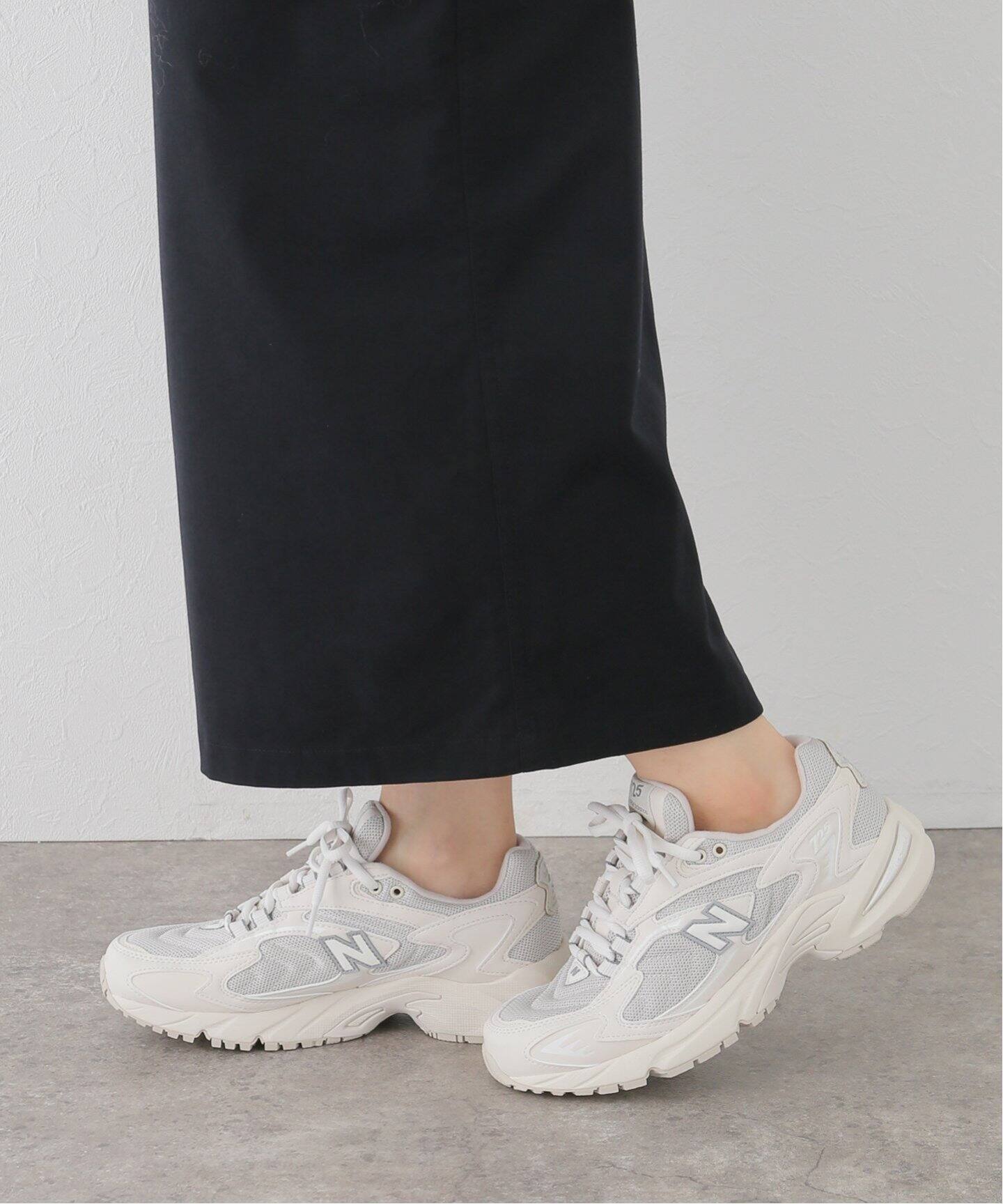 NEW BALANCE / ニューバランス】 725（スニーカー）｜LE TALON（ル 