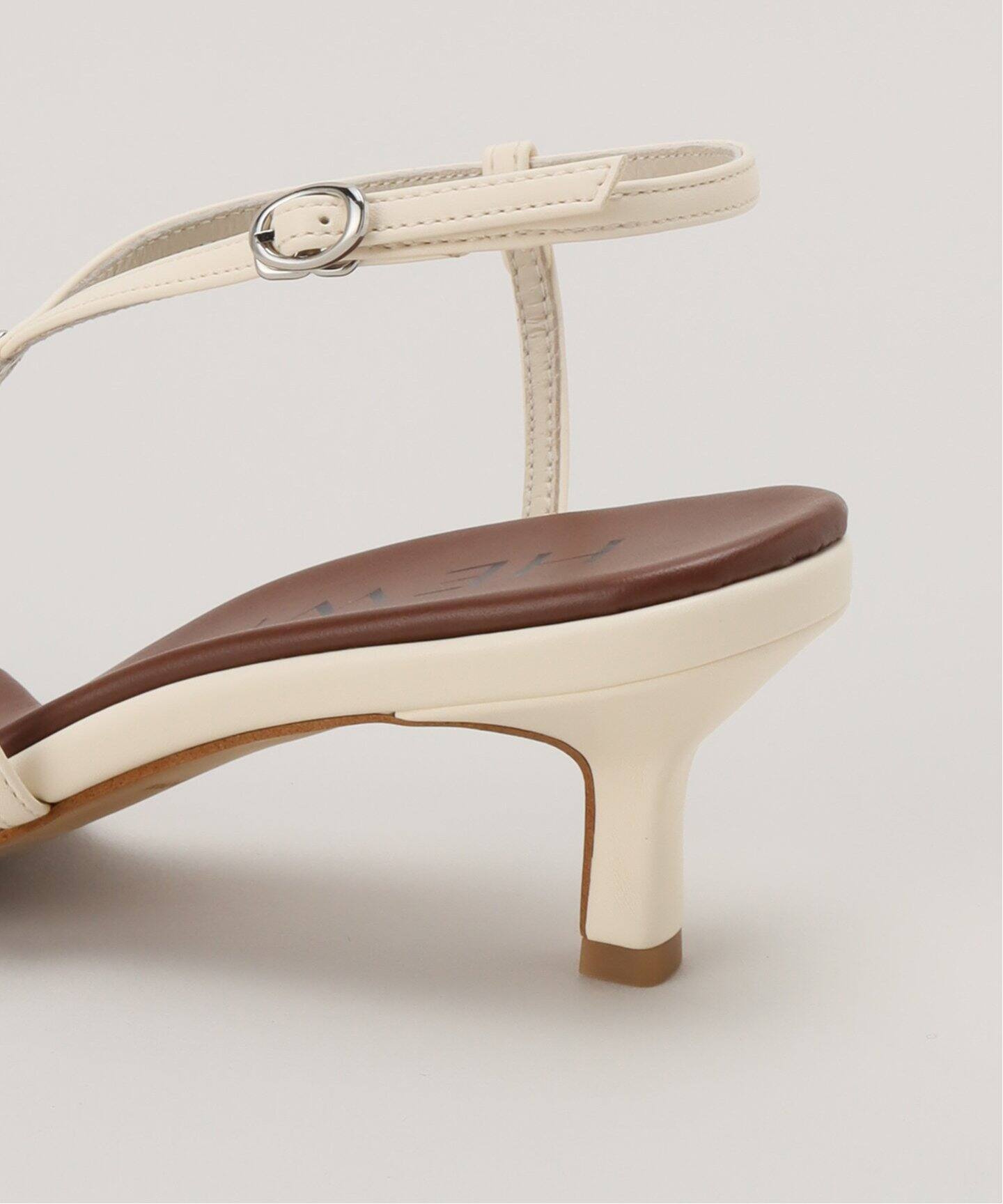 HEWN/ヒューン】Slant strap heels ストラップサンダル（サンダル  