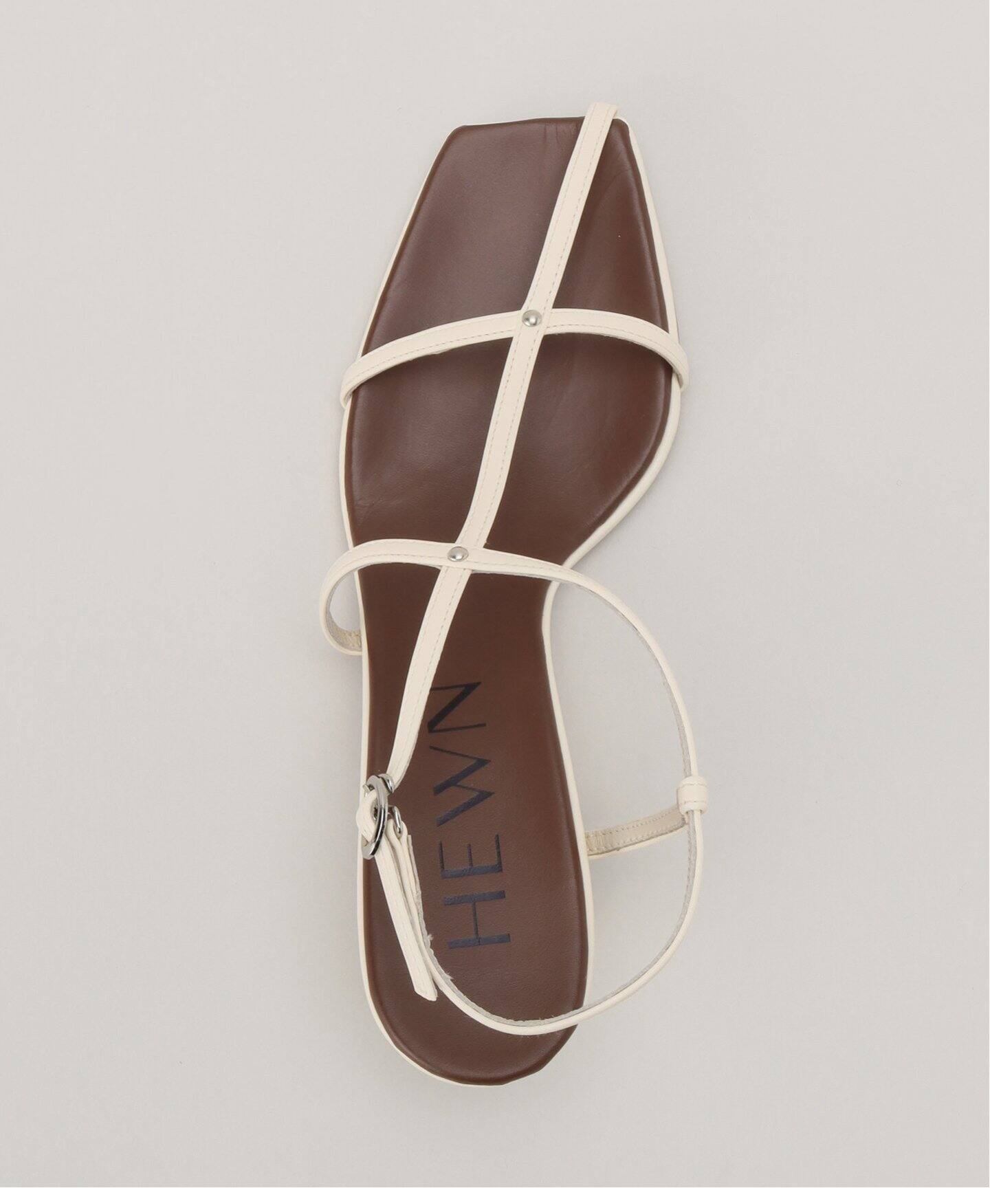 HEWN/ヒューン】Slant strap heels ストラップサンダル（サンダル  