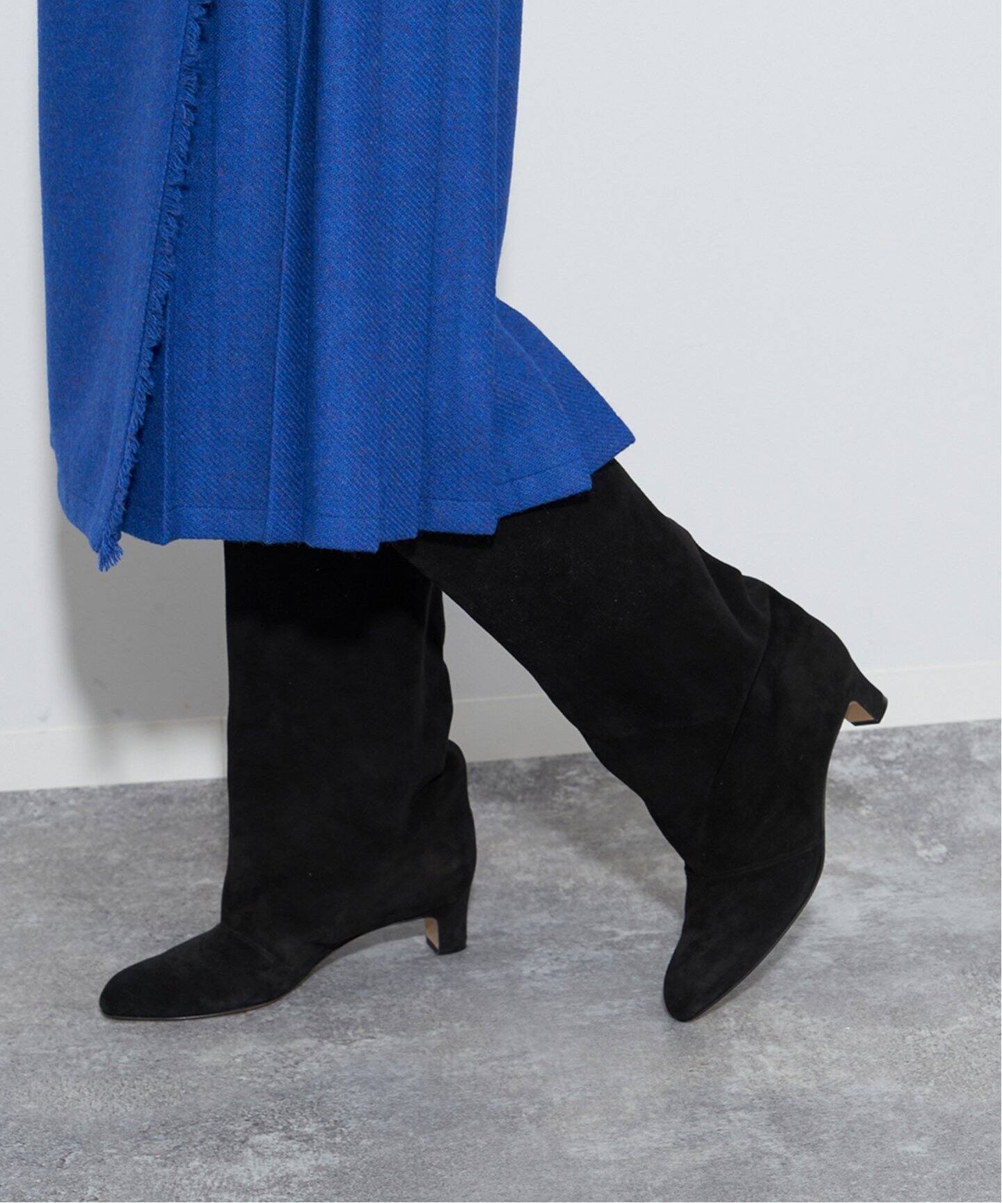 NEBULONI E. / ネブローニ】SUEDE HEEL 4.5 ブーツ（ブラック 