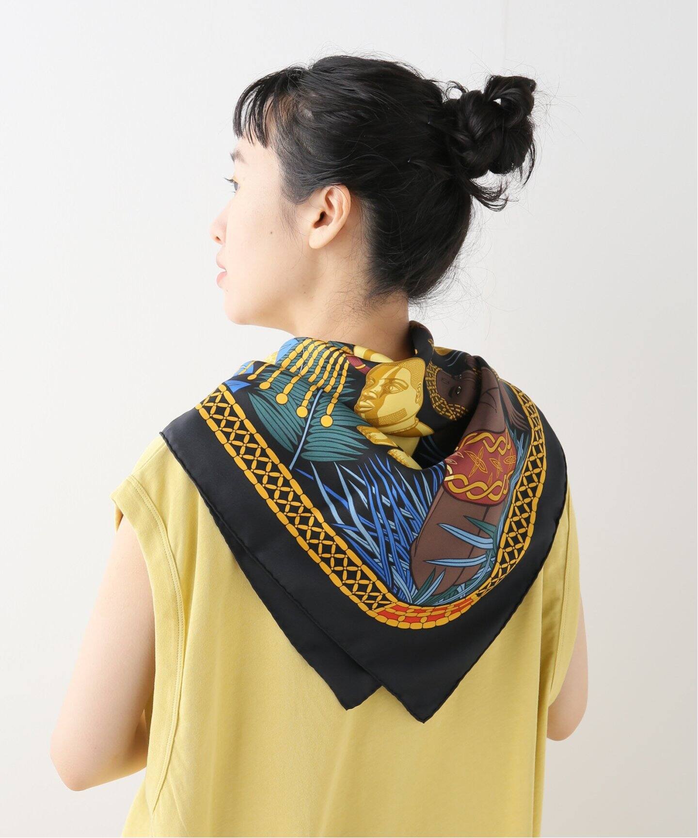 HERMES/エルメス】ベナンの王家の宝物 カレ90【スカーフ】（スカーフ 
