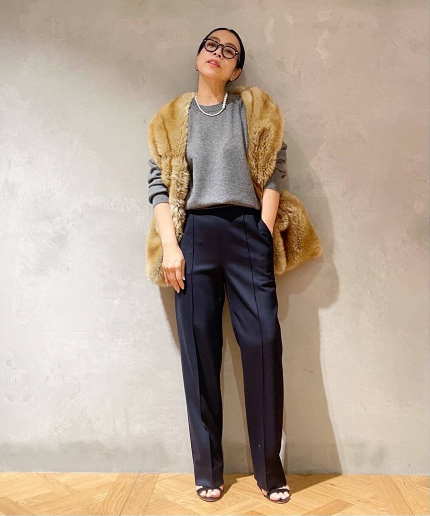 A POINT ETC/アーポワン ウテセ】ECHARPE 2 POCHES ファー  