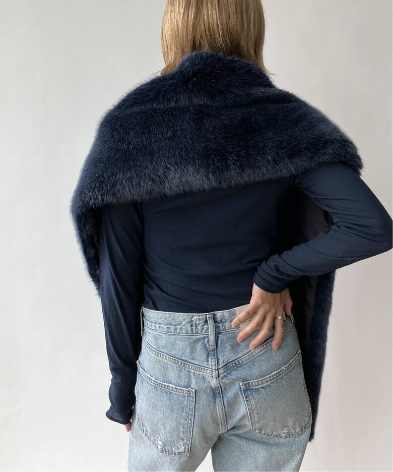 A POINT ETC/アーポワン ウテセ】ECHARPE 2 POCHES ファー  