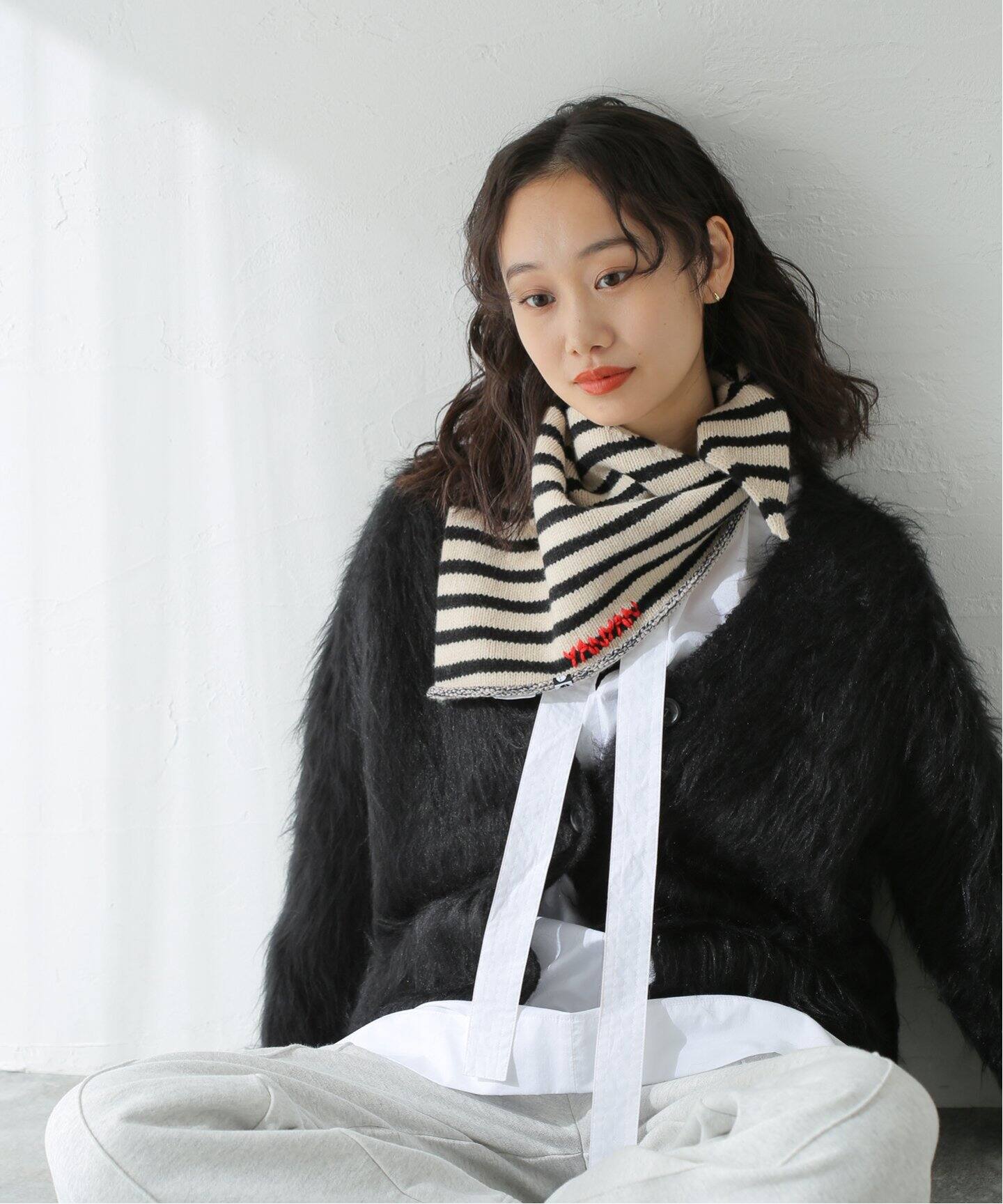 YANYAN/ヤンヤン】LAMBSWOOL TRIANGLE:ストール（ストール）｜JOURNAL 