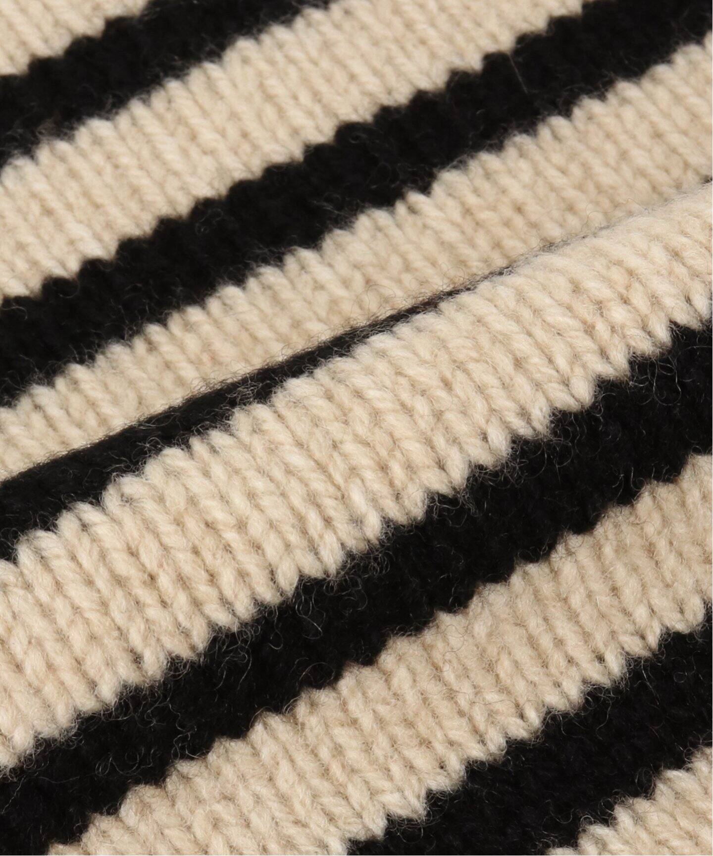 YANYAN/ヤンヤン】LAMBSWOOL TRIANGLE:ストール（ストール）｜JOURNAL 