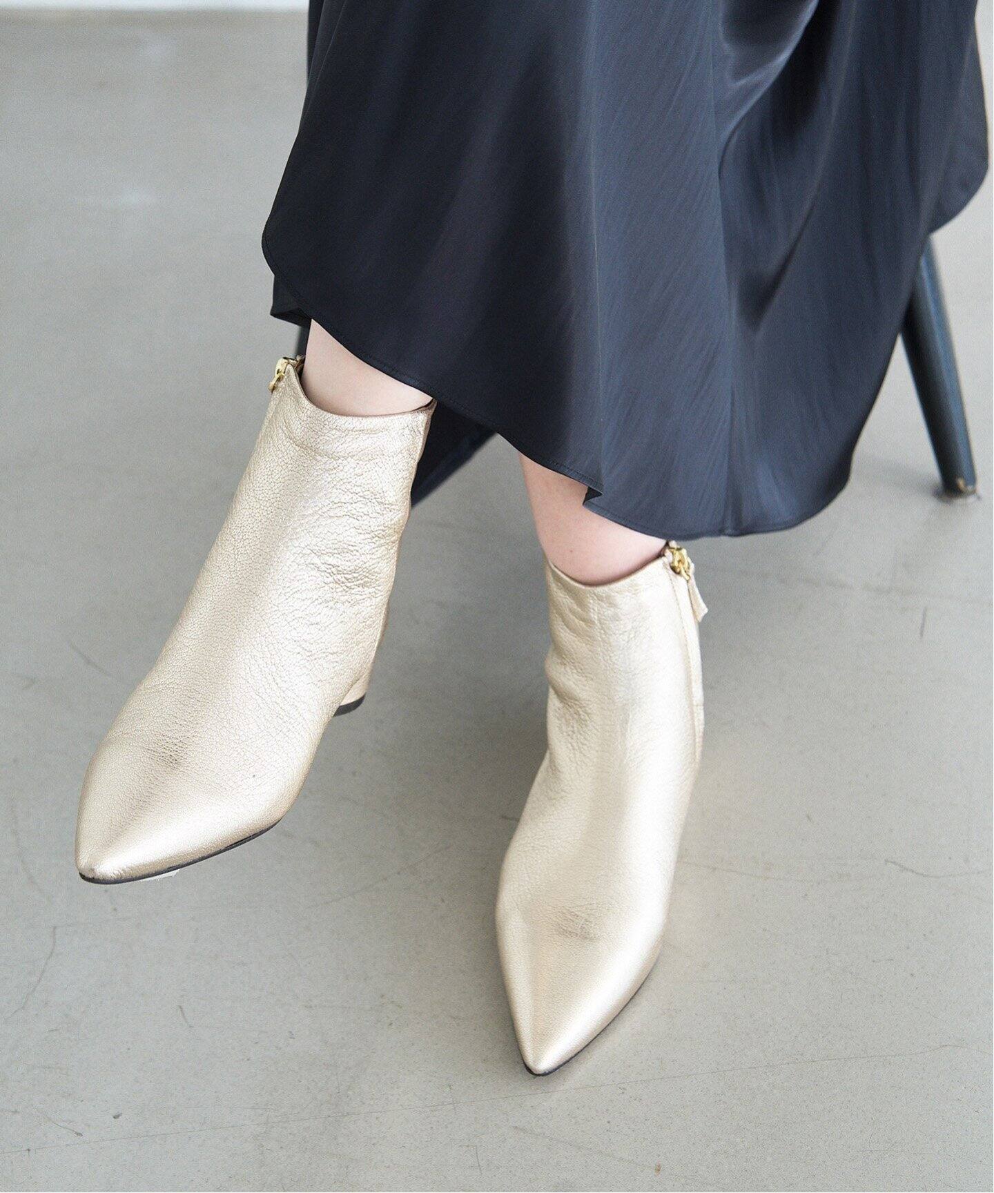 3cmレザーポインテッドソフトショートブーツ（ブーティ・ショート  