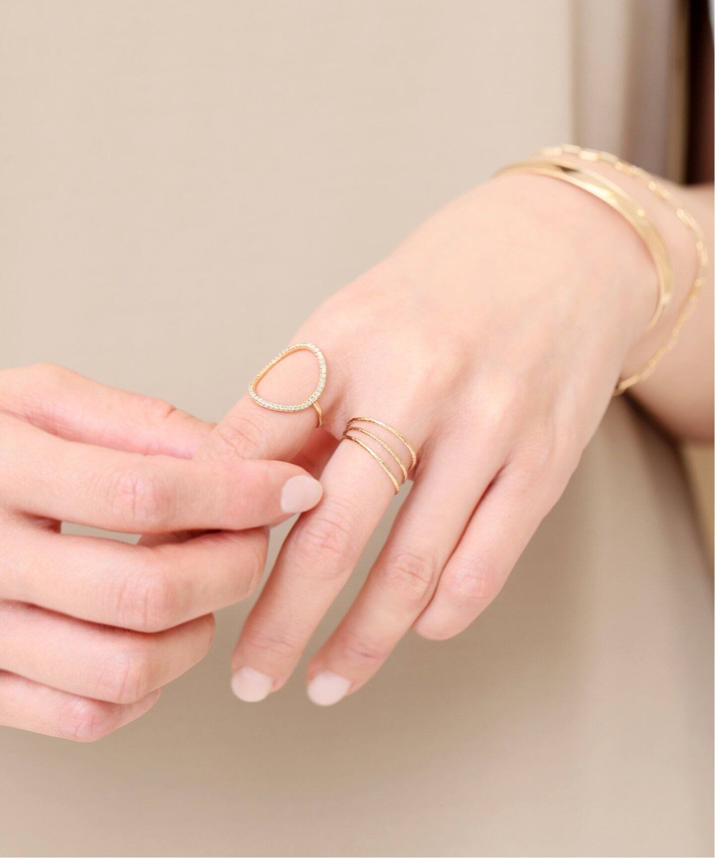 オーバルラインダイヤリング K10（リング）｜Lilas（リラ）の通販  