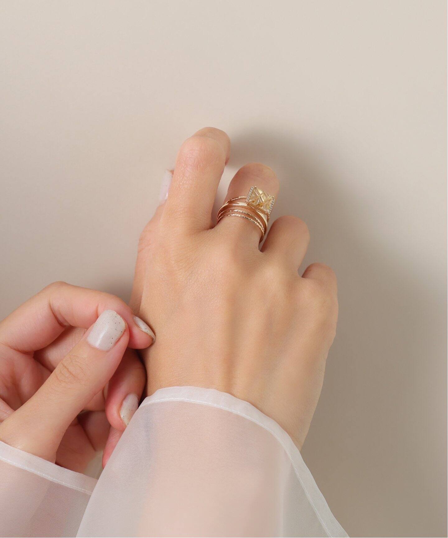 数量限定》ルチルクォーツバフトップカットダイヤリング K10（リング  