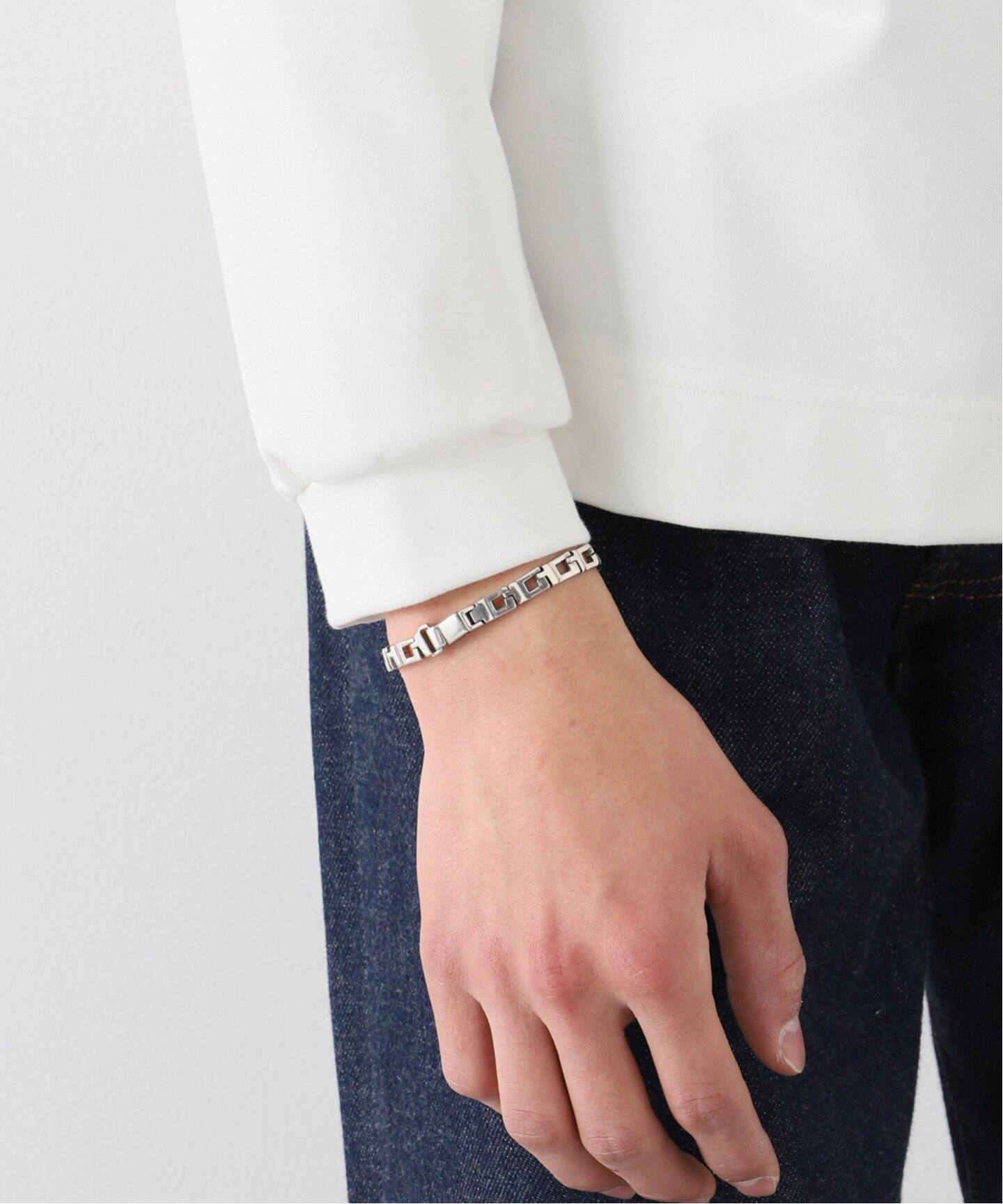 GUCCI Vintage / グッチ 】G Shaped Bracelet : ジー・シェイプ 