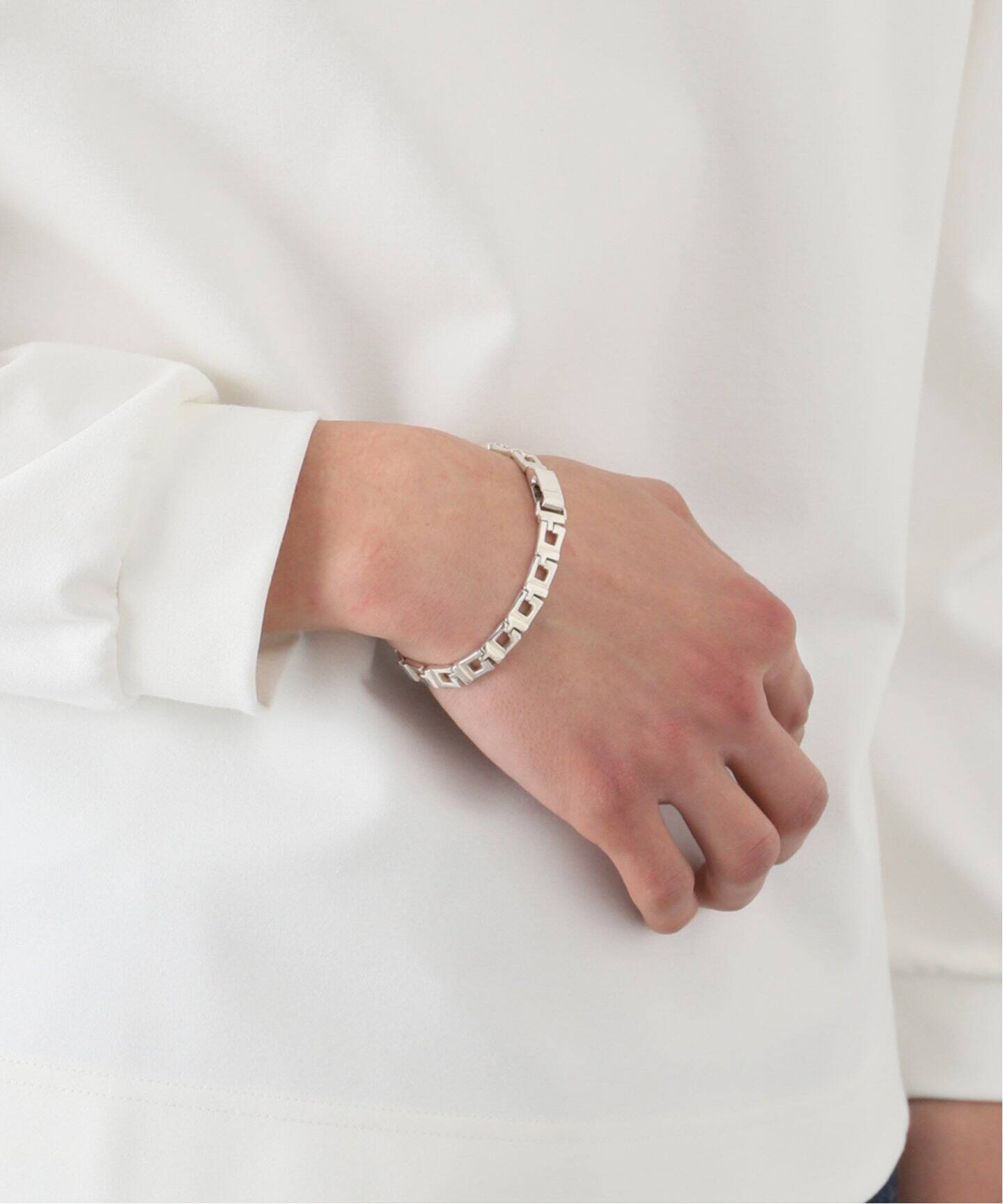 GUCCI Vintage / グッチ 】G Shaped Bracelet : ジー・シェイプ 