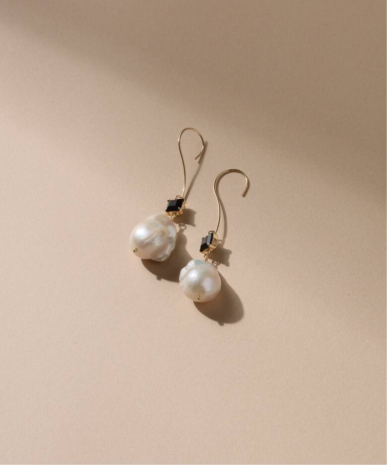 オイスターパール*オニキスピアス K10（両耳）（ピアス（両耳用  