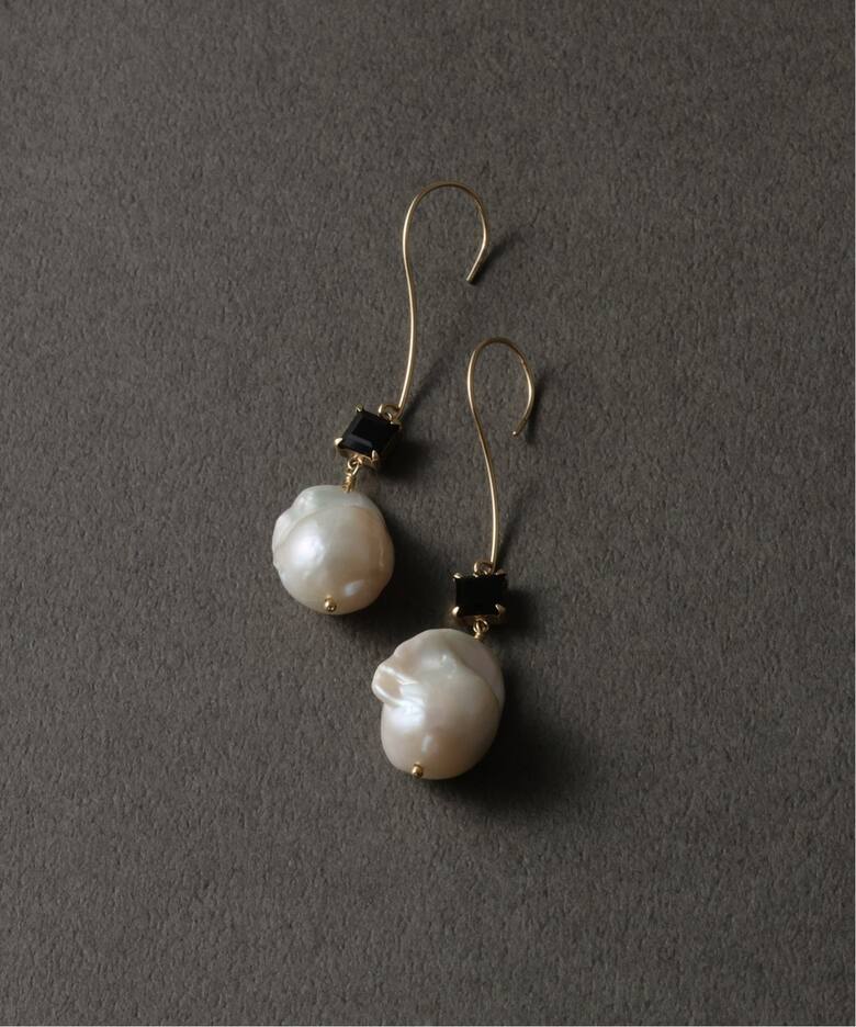 オイスターパール*オニキスピアス K10（両耳）（ピアス（両耳用  