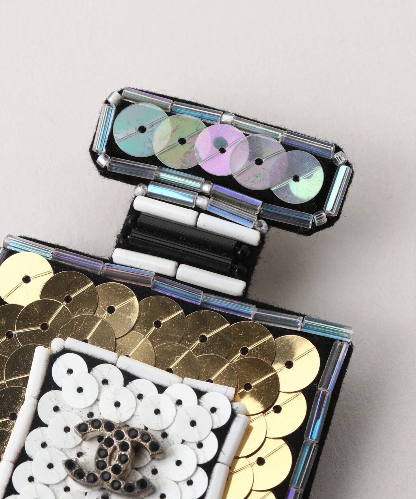 CHANEL グレー コサージュ　ヴィンテージ CHANEL グレー コサージュヴィンテージ