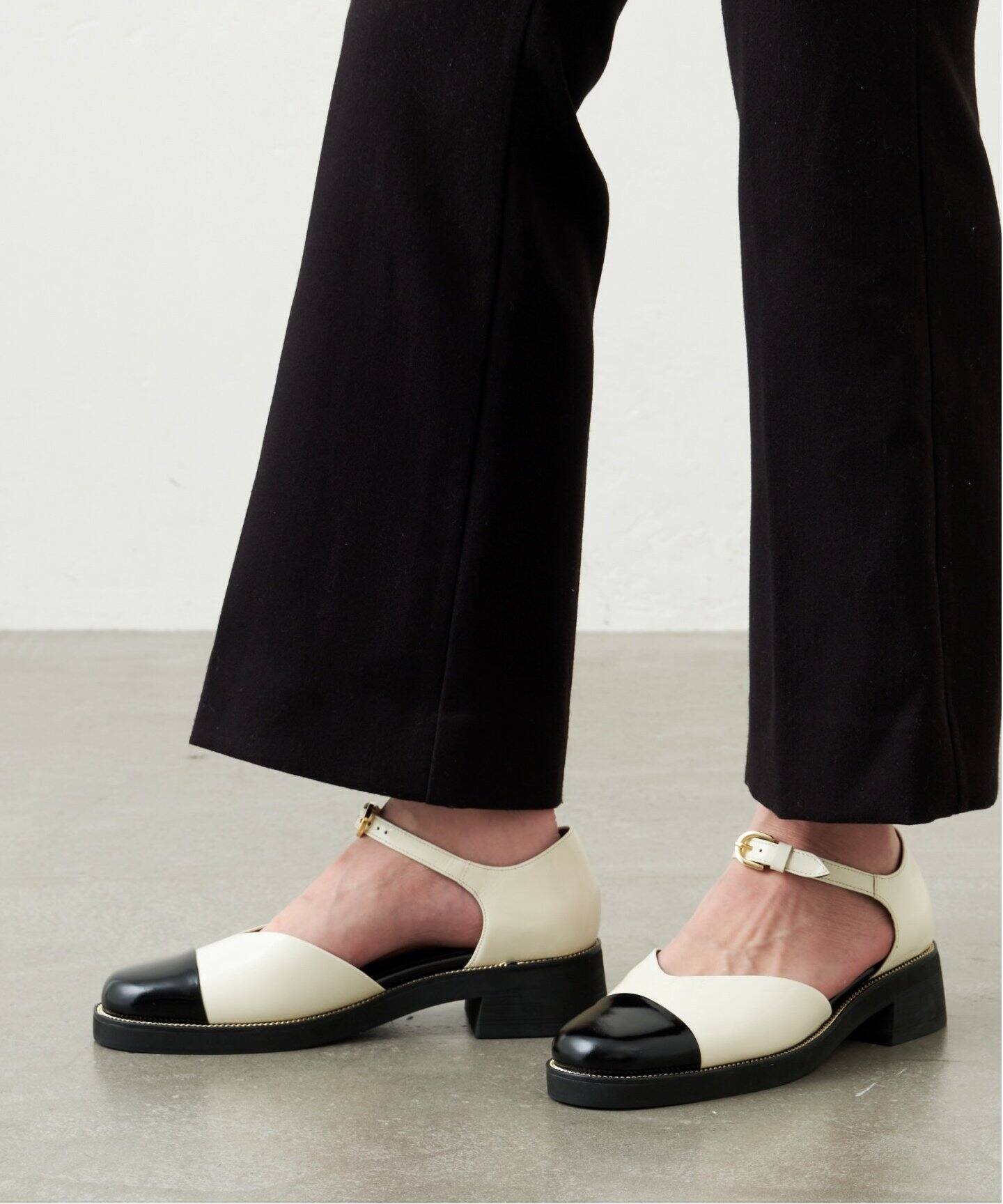 GRISEレザーアツゾココンビメリージェーン（パンプス）｜LE TALON（ル  