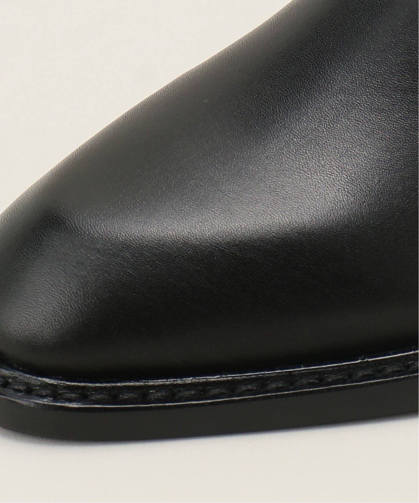 ショートブーツ・ブーティ Varsi Leather Gancini-Sole Chelsea Boots Salvatore Ferragamo Varsi Leather Gancini-Sole Chelsea Boots