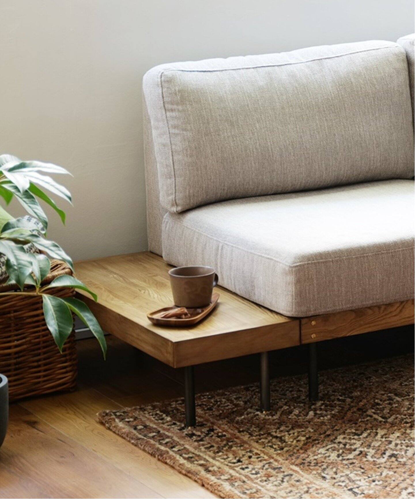 JOURNAL STANDARD FURNITURE LILLE END TABLE