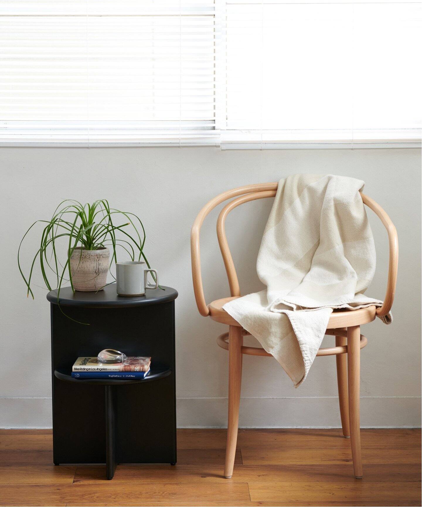 PORTO SIDE TABLE black ポルトサイドテーブル（テーブル）｜JOURNAL