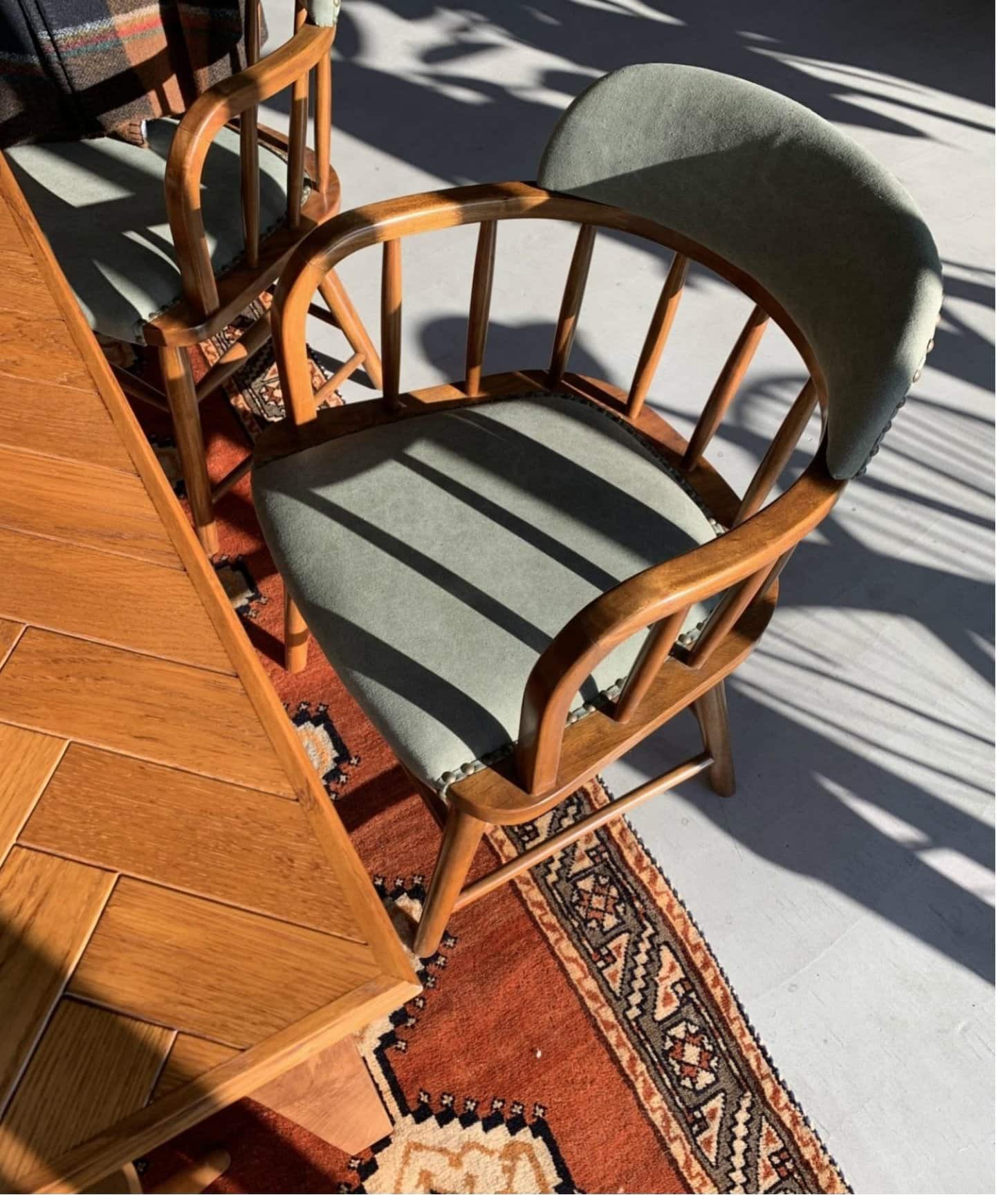 中型商品》OAKS ARM CHAIR KH オークスアームチェア（チェア