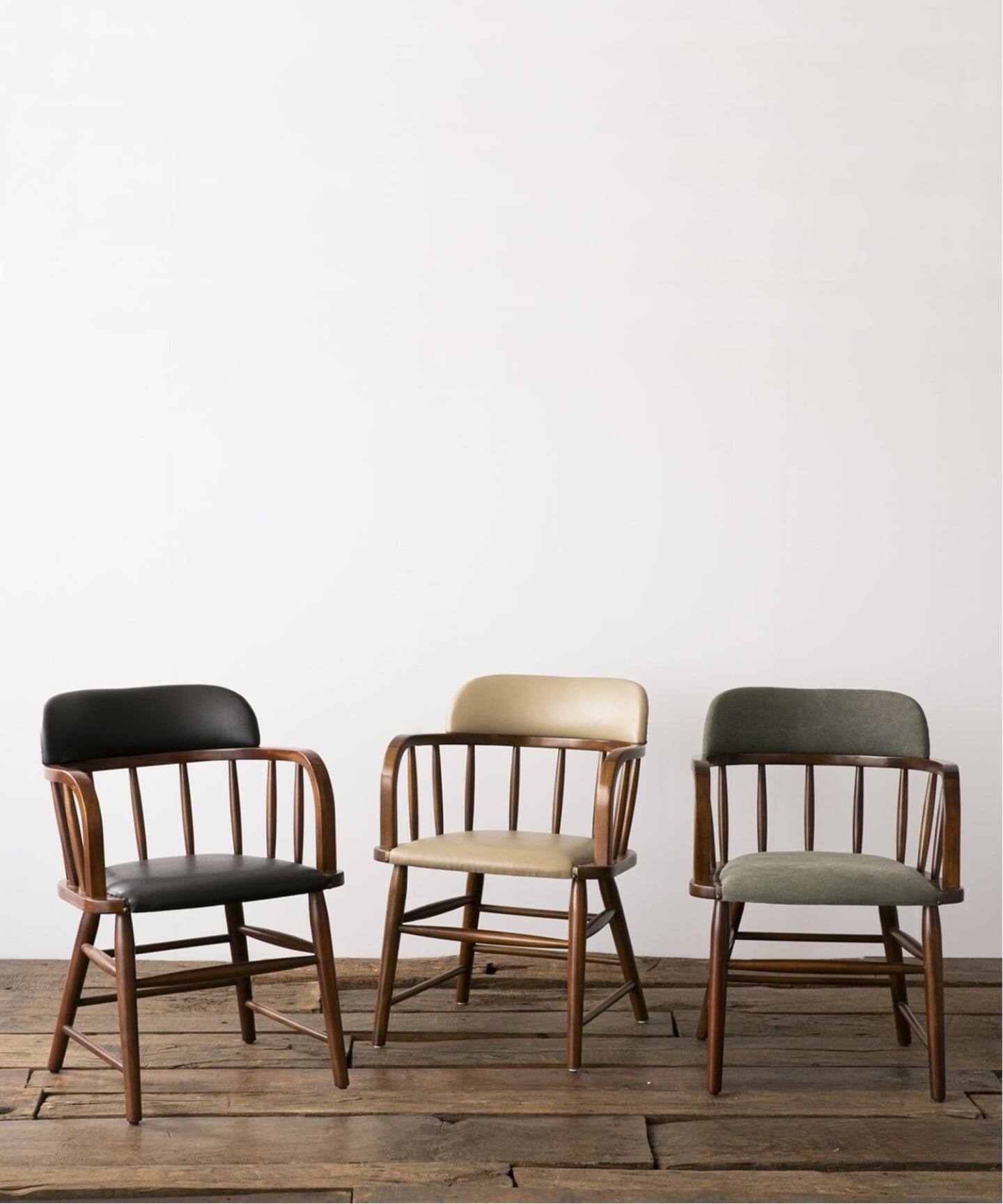 中型商品》OAKS ARM CHAIR_PVC BK オークスアームチェア（チェア 