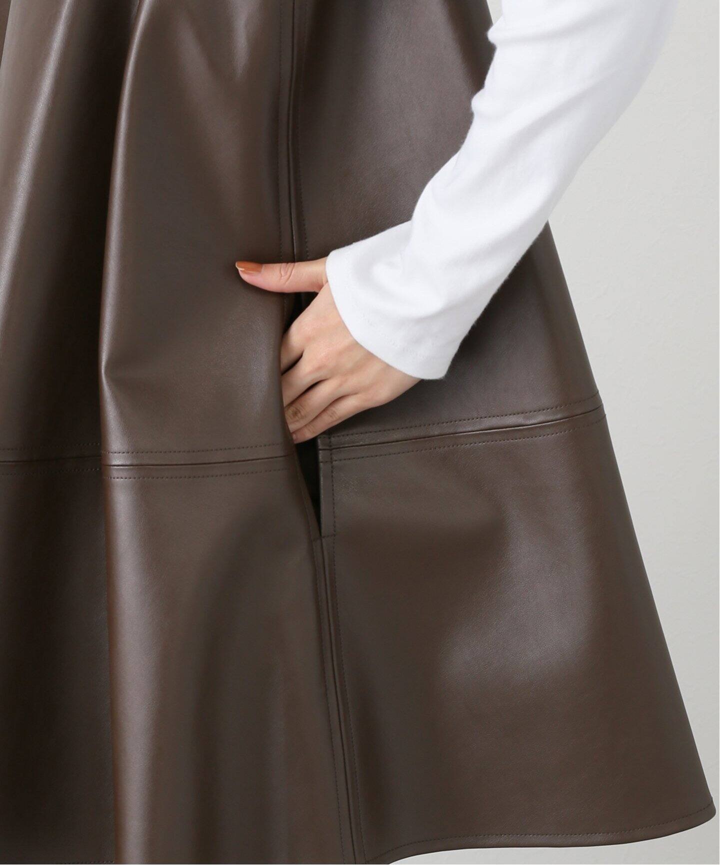 CLANE W FACE VEGAN LEATHER FLARE TOPS 17122-4242（ベスト）｜BOICE 