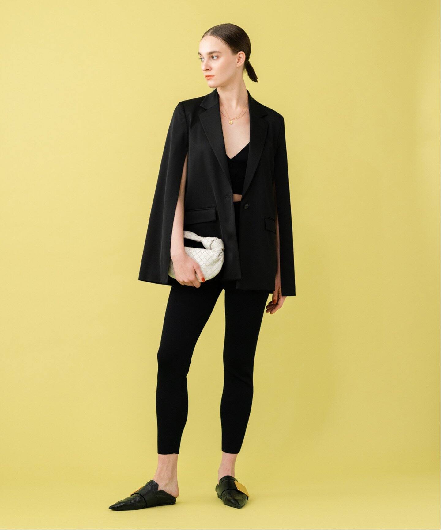 ELENI】テーラードケープジャケット（ノーカラージャケット）｜NOBLE  